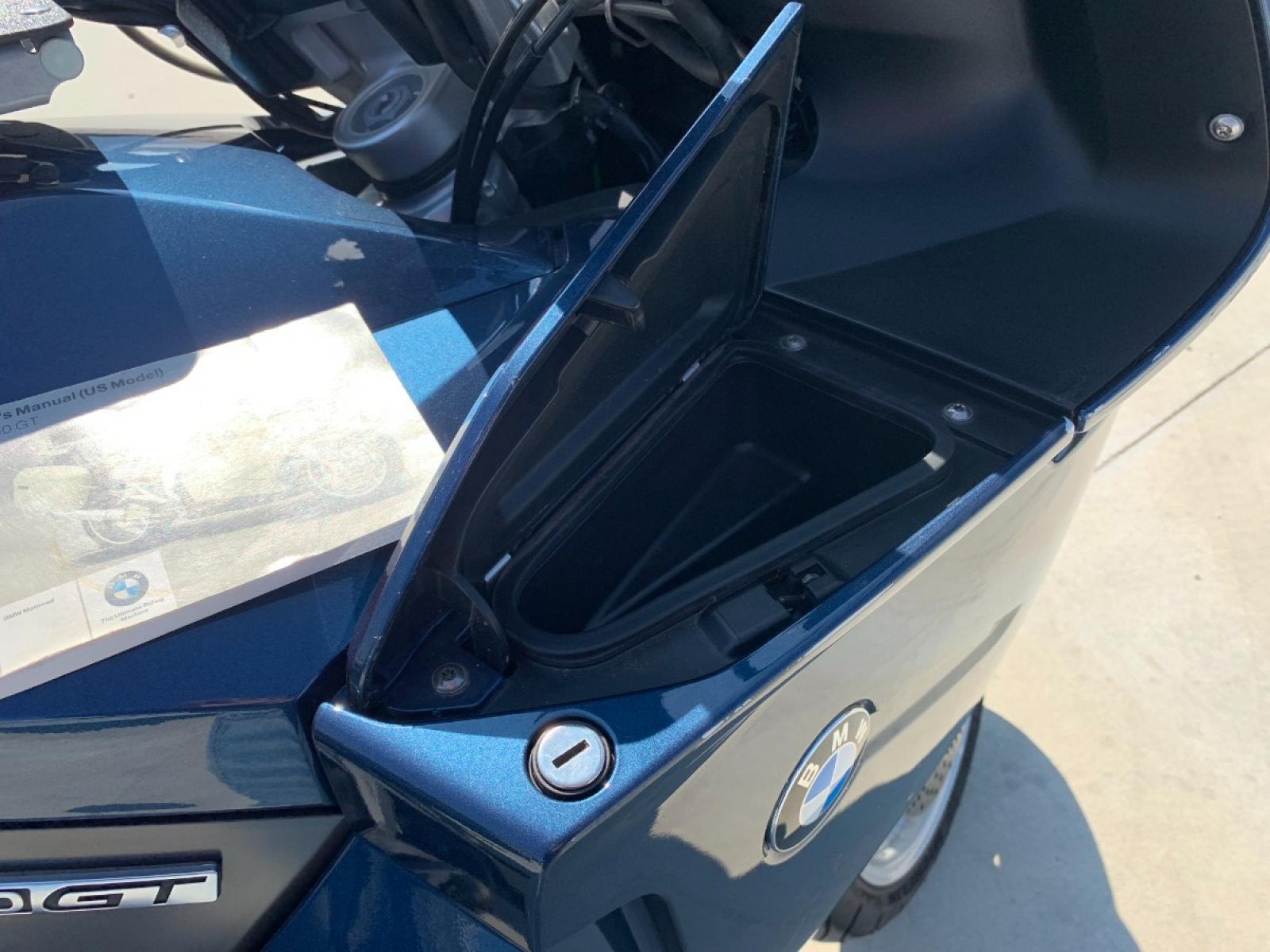 2007 BLUE BMW K1200GT K1200 (WB10597087Z) with an 1157CC engine, located at 17760 HWY 62, MORRIS, 74445, 35.609104, -95.877060 - THE 2007 BMW K1200GT IS A SPORT-TOURING MOTORCYCLE MADE BY BMW. THE SECOND GENERATION K1200GT, INTRODUCED IN 2006, USES ESSENTULY THE SAME INLINE-4 ENGINE AS THE BMW K1200S SPORTSBIKE, WHICH HELD THE WORLD SPEED RECORD IN 2005 FOR ITS CLASS AT 279.33 km/h (173.57 mph), AND THE K1200R. THE NEW MODEL - Photo #12