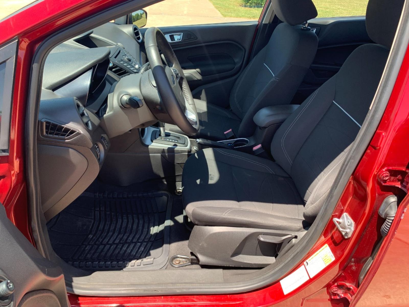 2014 RED Ford Fiesta SE Sedan (3FADP4BJ6EM) with an 1.6L L4 DOHC 16V engine, located at 17760 Hwy 62, Morris, OK, 74445, (918) 733-4887, 35.609104, -95.877060 - Photo #9