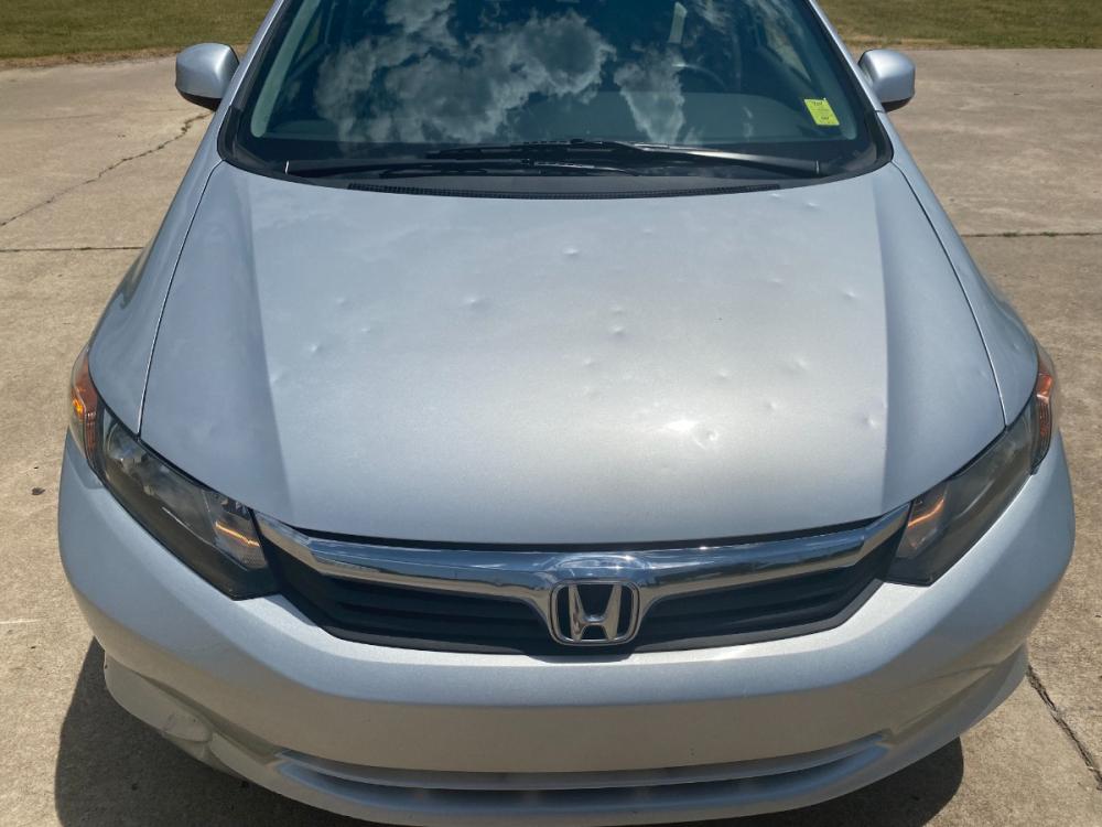 2012 Silver /TAN Honda Civic CNG Sedan 5-Speed AT (19XFB5F56CE) with an 1.8L L4 SOHC 16V CNG engine, 5-Speed Automatic transmission, located at 17760 Hwy 62, Morris, OK, 74445, (918) 733-4887, 35.609104, -95.877060 - Photo #33