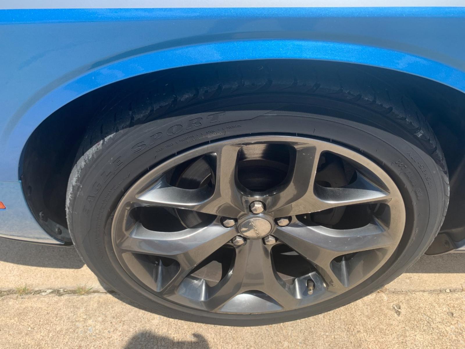 2015 BLUE Dodge Challenger R/T Plus (2C3CDZBTXFH) with an 5.7L V8 OHV 16V engine, AUTOMATIC transmission, located at 17760 Hwy 62, Morris, OK, 74445, (918) 733-4887, 35.609104, -95.877060 - THE 2015 DODGE CHALLENGER RT HAS A 5.7L HEMI RWD. RUNS ON GASOLINE. FEATURES A REMOTE KEYLESS ENTRY, POWER LOCKS, POWER SEATS, POWER WINDOWS, POWER MIRRORS, AM/FM STEREO, SXM RADIO, TOUCHSCREEN, BLUETOOTH, AUX PORT, USB PORT, MP3 PLAYER, UCONNECT, SUEDE, LEATHER SEATS, TRACTION CONTROL, CRUISE CONTR - Photo #19