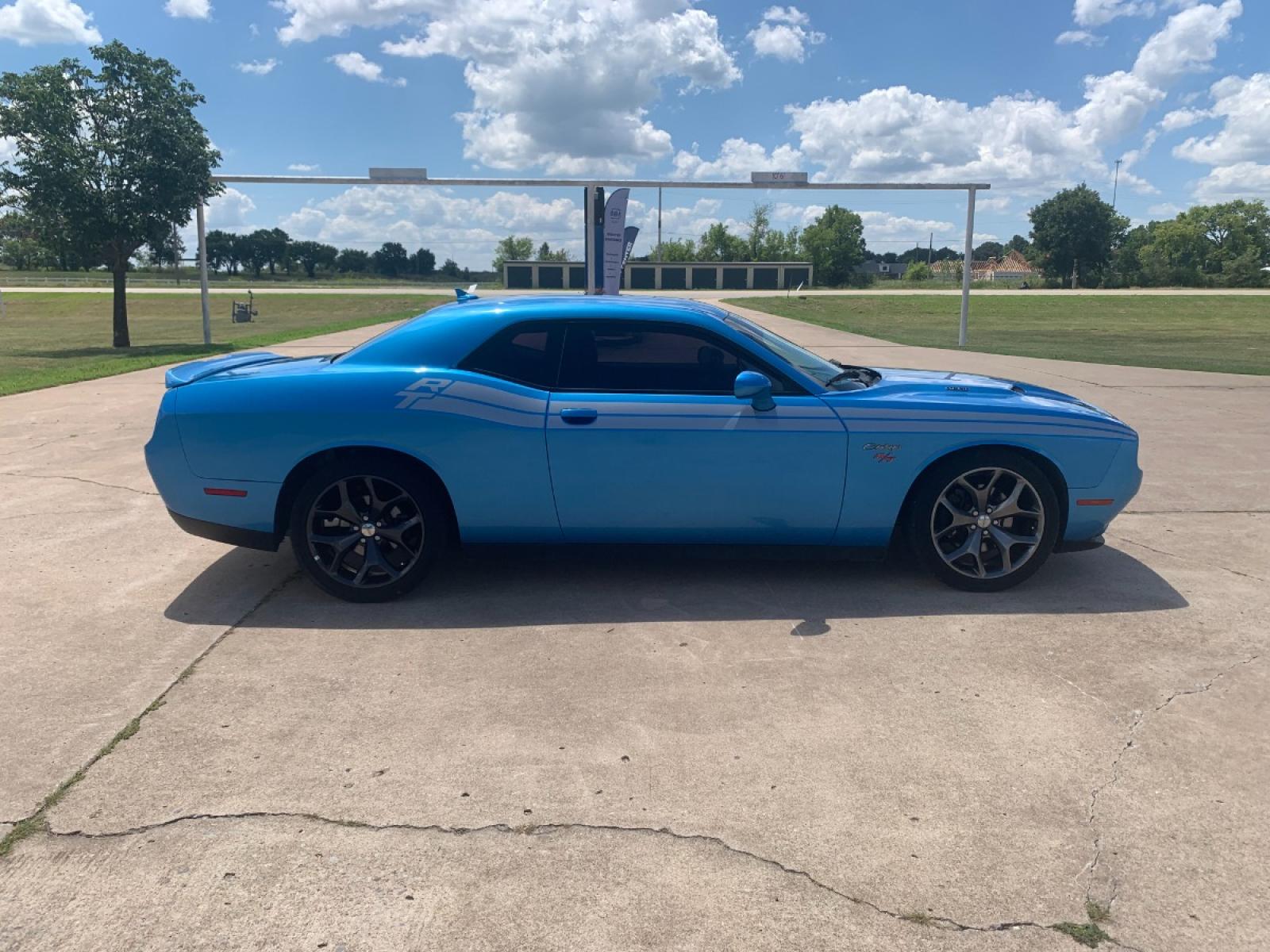 2015 BLUE Dodge Challenger R/T Plus (2C3CDZBTXFH) with an 5.7L V8 OHV 16V engine, AUTOMATIC transmission, located at 17760 Hwy 62, Morris, OK, 74445, (918) 733-4887, 35.609104, -95.877060 - THE 2015 DODGE CHALLENGER RT HAS A 5.7L HEMI RWD. RUNS ON GASOLINE. FEATURES A REMOTE KEYLESS ENTRY, POWER LOCKS, POWER SEATS, POWER WINDOWS, POWER MIRRORS, AM/FM STEREO, SXM RADIO, TOUCHSCREEN, BLUETOOTH, AUX PORT, USB PORT, MP3 PLAYER, UCONNECT, SUEDE, LEATHER SEATS, TRACTION CONTROL, CRUISE CONTR - Photo #4