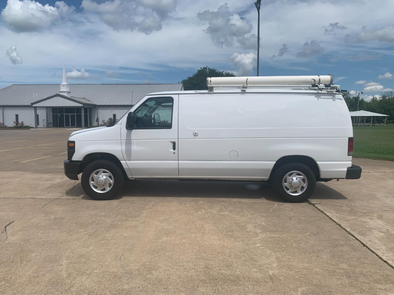 2011 White Ford E-Series Van E-250 (1FTNE2EL6BD) with an 5.4L V8 SOHC 16V engine, 4-Speed Automatic transmission, located at 17760 Hwy 62, Morris, OK, 74445, (918) 733-4887, 35.609104, -95.877060 - Photo #8