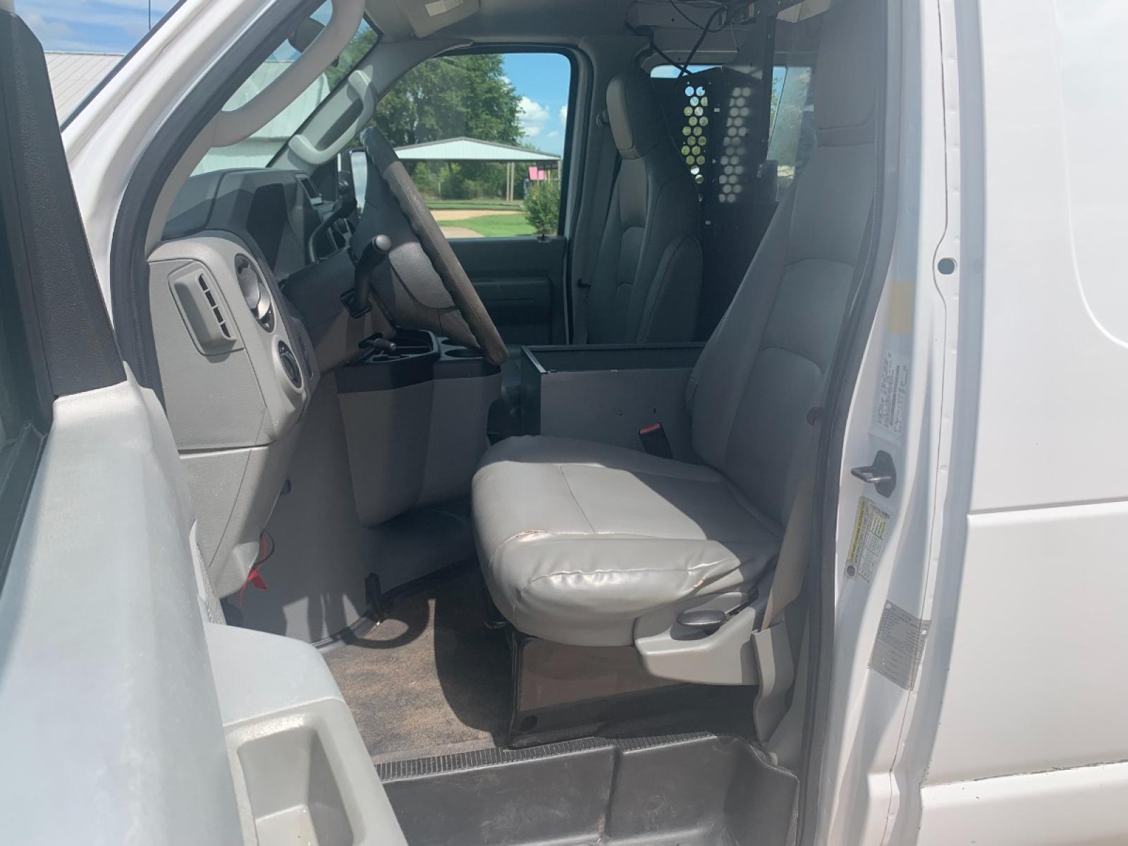 2011 White Ford E-Series Van E-250 (1FTNE2EL6BD) with an 5.4L V8 SOHC 16V engine, 4-Speed Automatic transmission, located at 17760 Hwy 62, Morris, OK, 74445, (918) 733-4887, 35.609104, -95.877060 - 2011 FORD E-SERIES VAN E-250 5.4 V8 DEDICATED CNG (COMPRESSED NATURAL GAS) DOES NOT RUN ON GASOLINE. THE FORD E-SERIES VAN FEATURES MANUAL SEATS, MANUAL LOCKS, MANUAL WINDOWS, MANUAL MIRRORS, FRONT HEAT AND AIR, AM/FM RADIO, LEATHER SEATS, STEEL SHELVES, SPLIT SWING-OUT RIGHT DOORS, AND PLENTY OF SP - Photo #9