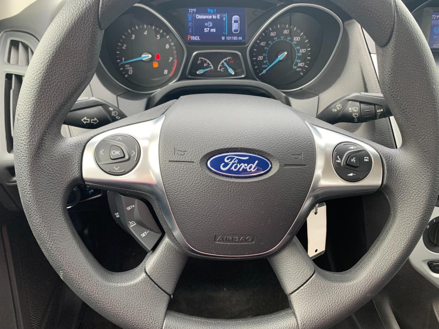 2014 BLUE Ford Focus SE Sedan (1FADP3F25EL) with an 2.0L L4 DOHC 16V engine, AUTOMATIC transmission, located at 17760 Hwy 62, Morris, OK, 74445, (918) 733-4887, 35.609104, -95.877060 - Photo#13