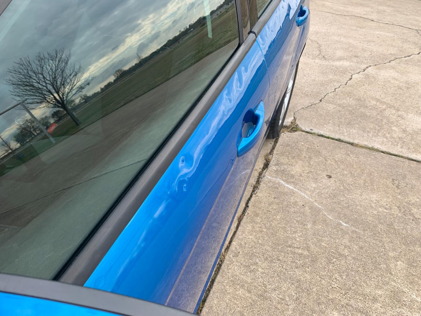2014 BLUE Ford Focus SE Sedan (1FADP3F25EL) with an 2.0L L4 DOHC 16V engine, AUTOMATIC transmission, located at 17760 Hwy 62, Morris, OK, 74445, (918) 733-4887, 35.609104, -95.877060 - Photo#26
