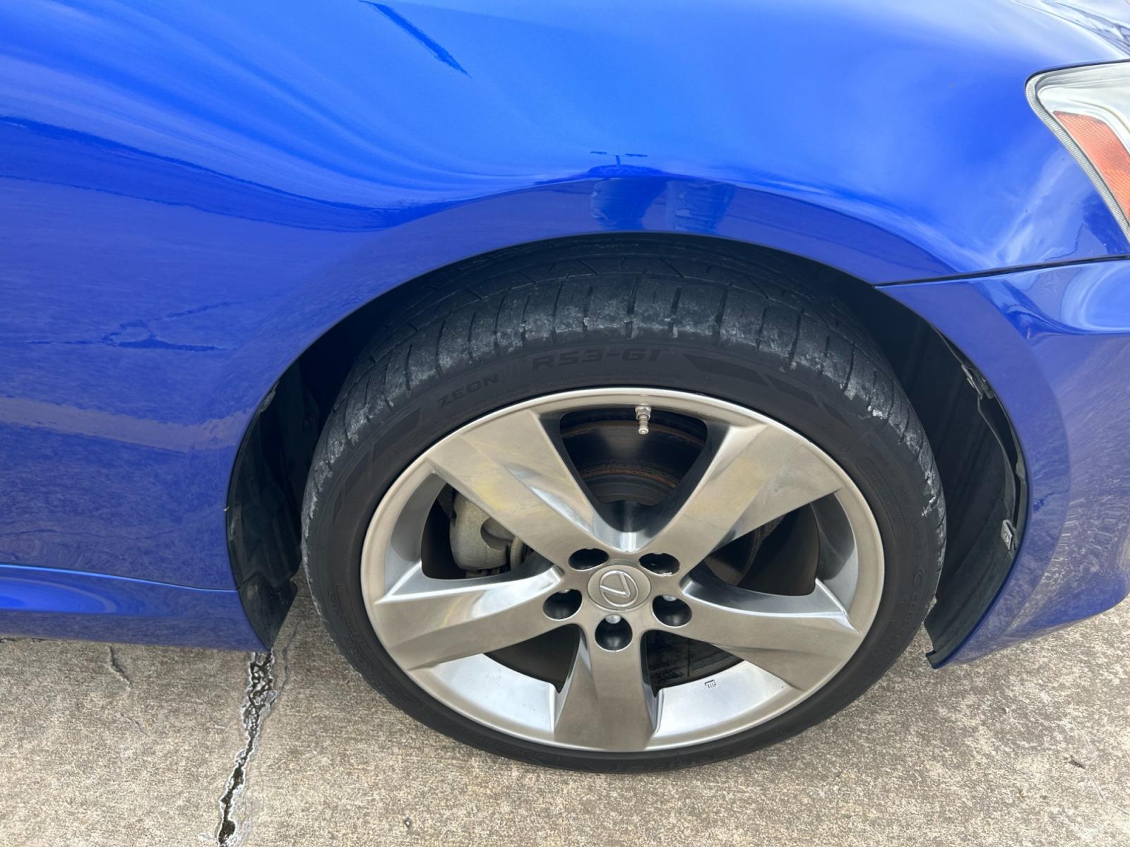 2010 BLUE Lexus IS C IS 250C (JTHFF2C2XA2) , 6-Speed Automatic transmission, located at 17760 Hwy 62, Morris, OK, 74445, (918) 733-4887, 35.609104, -95.877060 - 2010 LEXUS IS 250C HAS A 2.5L V6 AND IS RWD, THIS CONVERTIBLE FEATURES KEYLESS REMOTE ENTRY, PUSH BUTTON ENGINE START, POWER LOCKS, POWER WINDOWS, POWER SEATS, POWER MIRRORS, AM/FM STEREO, SATELLITE RADIO, CD PLAYER, AUX PORT, USB PORT, TOUCH SCREEN DISPLAY, LEATHER SEATS, 3 SETTING MEMORY SEATS, DU - Photo #20