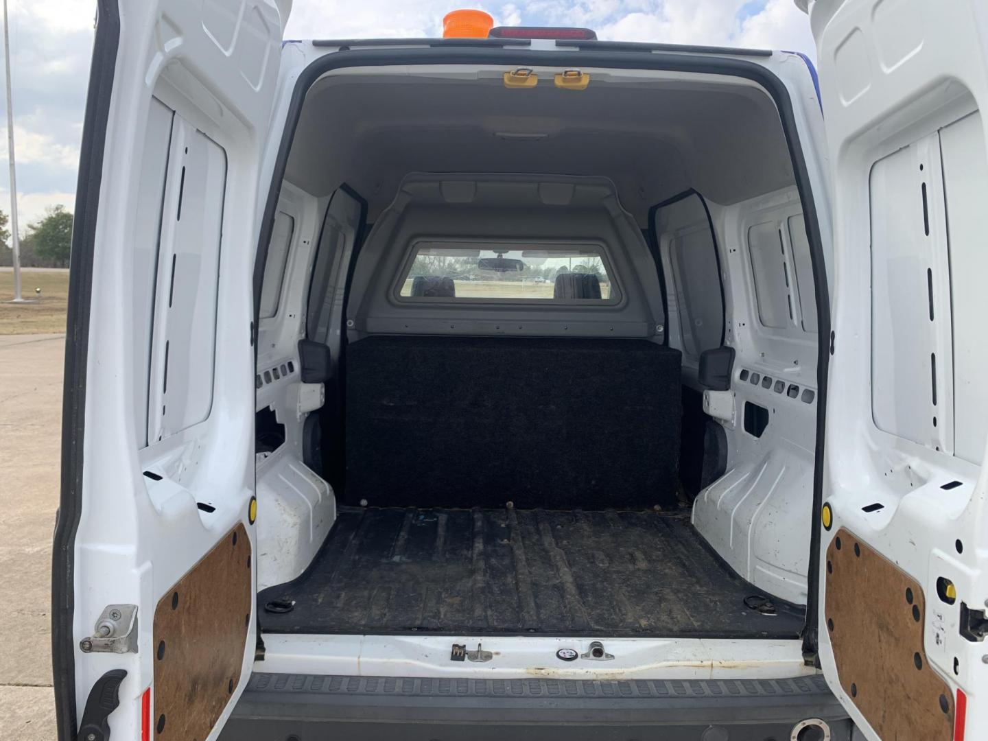 2013 White /Gray Ford Transit Connect XL (NM0LS7AN8DT) with an 2.0L L4 DOHC 16V engine, 4-Speed Automatic transmission, located at 17760 Hwy 62, Morris, OK, 74445, (918) 733-4887, 35.609104, -95.877060 - 2013 FORD TRANSIT CONNECT HAS A 2.0L AND FWD. THIS VAN IS A BI-FUEL THAT RUNS ON BOTH GASOLINE OR COMPRESSED NATURAL GAS (CNG). FEATURES, MANUEL WINDOWS, MANUAL MIRRORS, MANUAL SEATS, CLOTH INTERIOR, MANUAL LOCKS, BACKUP CAMERA, AND AM/FM STEREO. EQUIPPED WITH A BI-FUEL CNG FUEL SYSTEM. IT RUNS ON - Photo#13