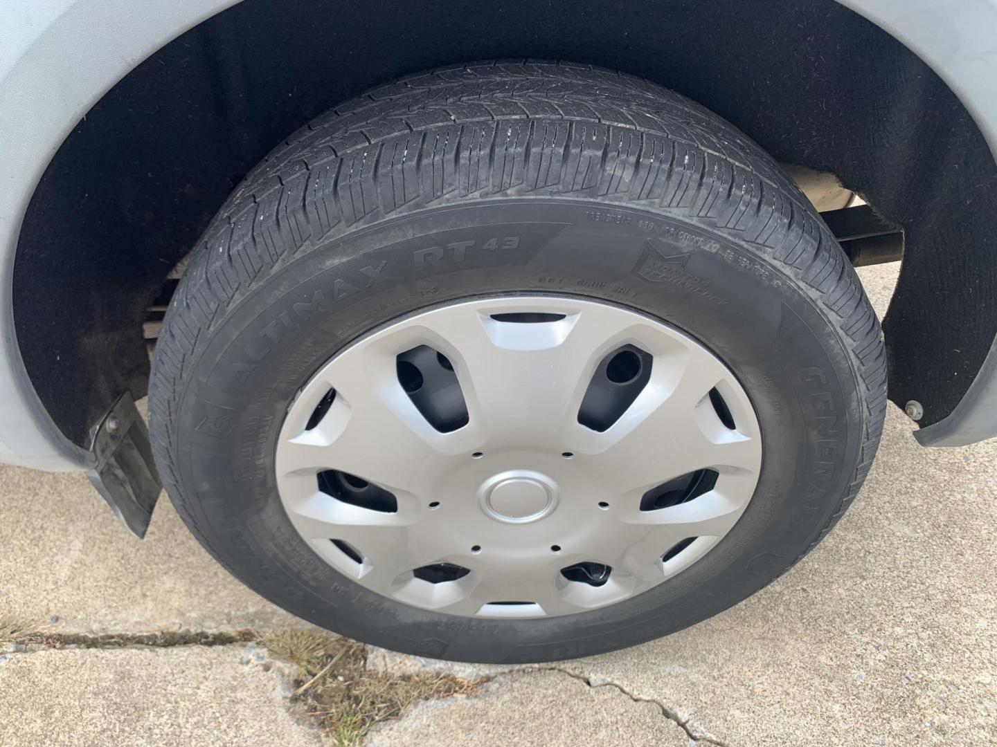 2013 White /Gray Ford Transit Connect XL (NM0LS7AN8DT) with an 2.0L L4 DOHC 16V engine, 4-Speed Automatic transmission, located at 17760 Hwy 62, Morris, OK, 74445, (918) 733-4887, 35.609104, -95.877060 - 2013 FORD TRANSIT CONNECT HAS A 2.0L AND FWD. THIS VAN IS A BI-FUEL THAT RUNS ON BOTH GASOLINE OR COMPRESSED NATURAL GAS (CNG). FEATURES, MANUEL WINDOWS, MANUAL MIRRORS, MANUAL SEATS, CLOTH INTERIOR, MANUAL LOCKS, BACKUP CAMERA, AND AM/FM STEREO. EQUIPPED WITH A BI-FUEL CNG FUEL SYSTEM. IT RUNS ON - Photo#23