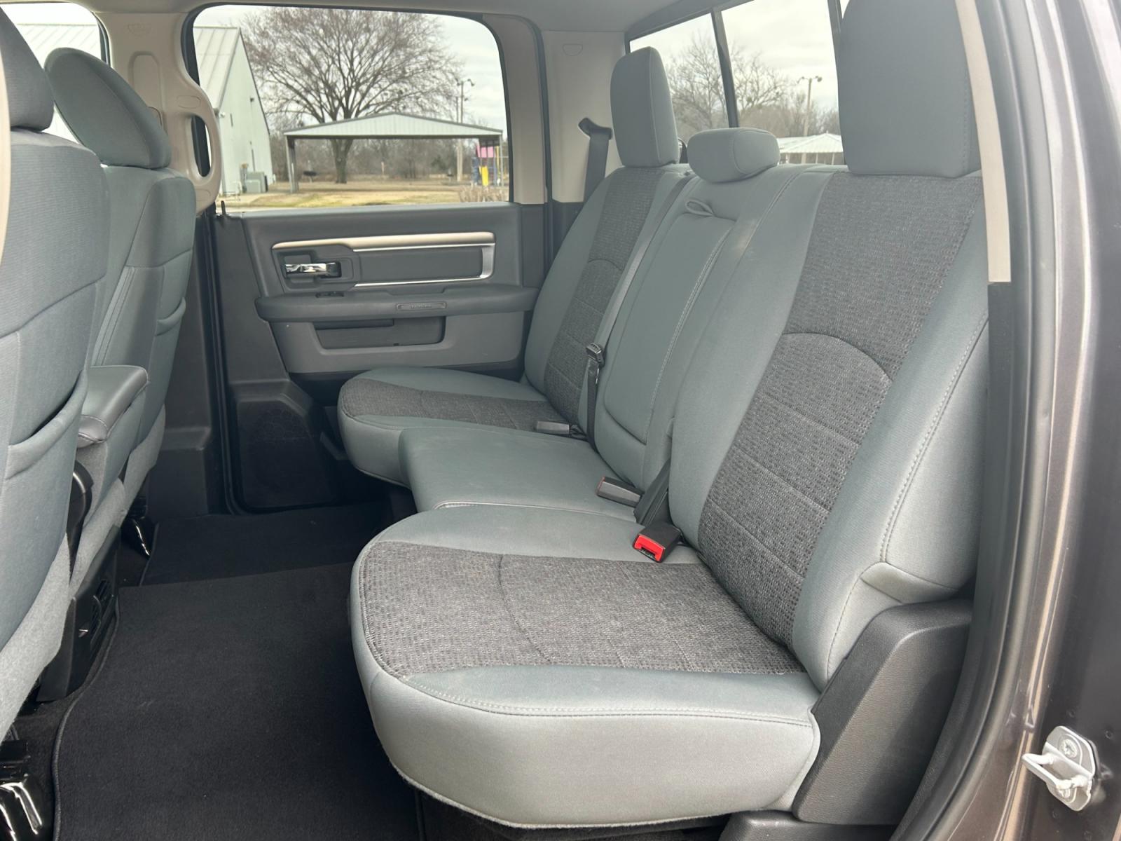 2018 GRAY RAM 1500 SLT Crew Cab LWB 2WD (1C6RR6TT1JS) with an 5.7L V8 OHV 16V engine, 8A transmission, located at 17760 Hwy 62, Morris, OK, 74445, (918) 733-4887, 35.609104, -95.877060 - 2018 DODGE RAM 1500 SLT HAS A 5.7L HEMI AND IS RWD THAT FEATURES REMOTE KEYLESS ENTRY, POWER REMOTE START, POWER LOCKS, POWER WINDOWS, POWER SEATS, POWER WINDOWS, POWER MIRRORS, POWER BACK GLASS WINDOW, AM/FM STEREO, SXM RADIO, UCONNECT, TOUCHSCREEN DISPLAY, AUX PORT, USB PORT, BLUETOOTH TECHNOLOGY, - Photo #18
