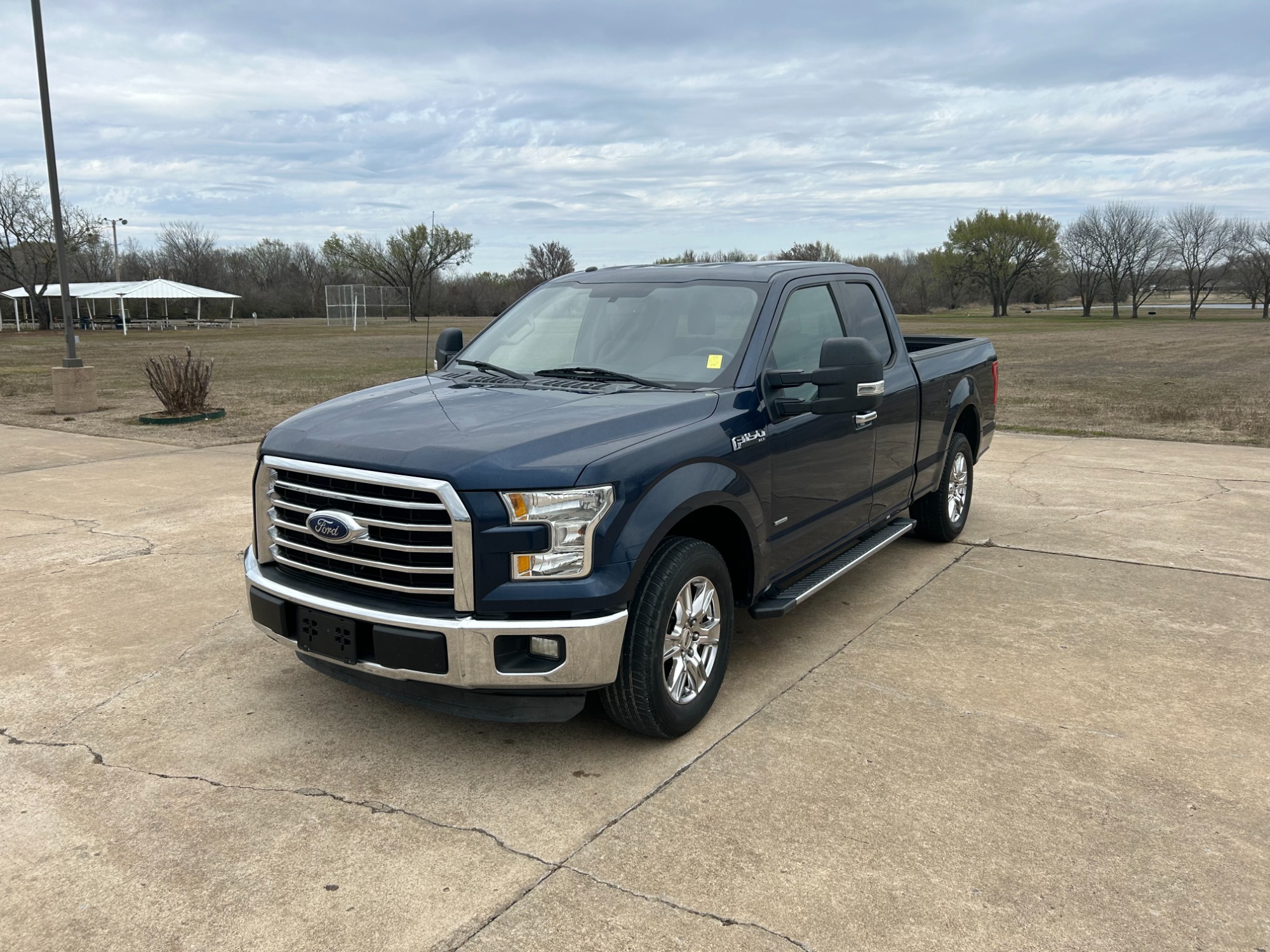 photo of 2015 Ford F-150 XL SuperCab 6.5-ft. Bed 2WD