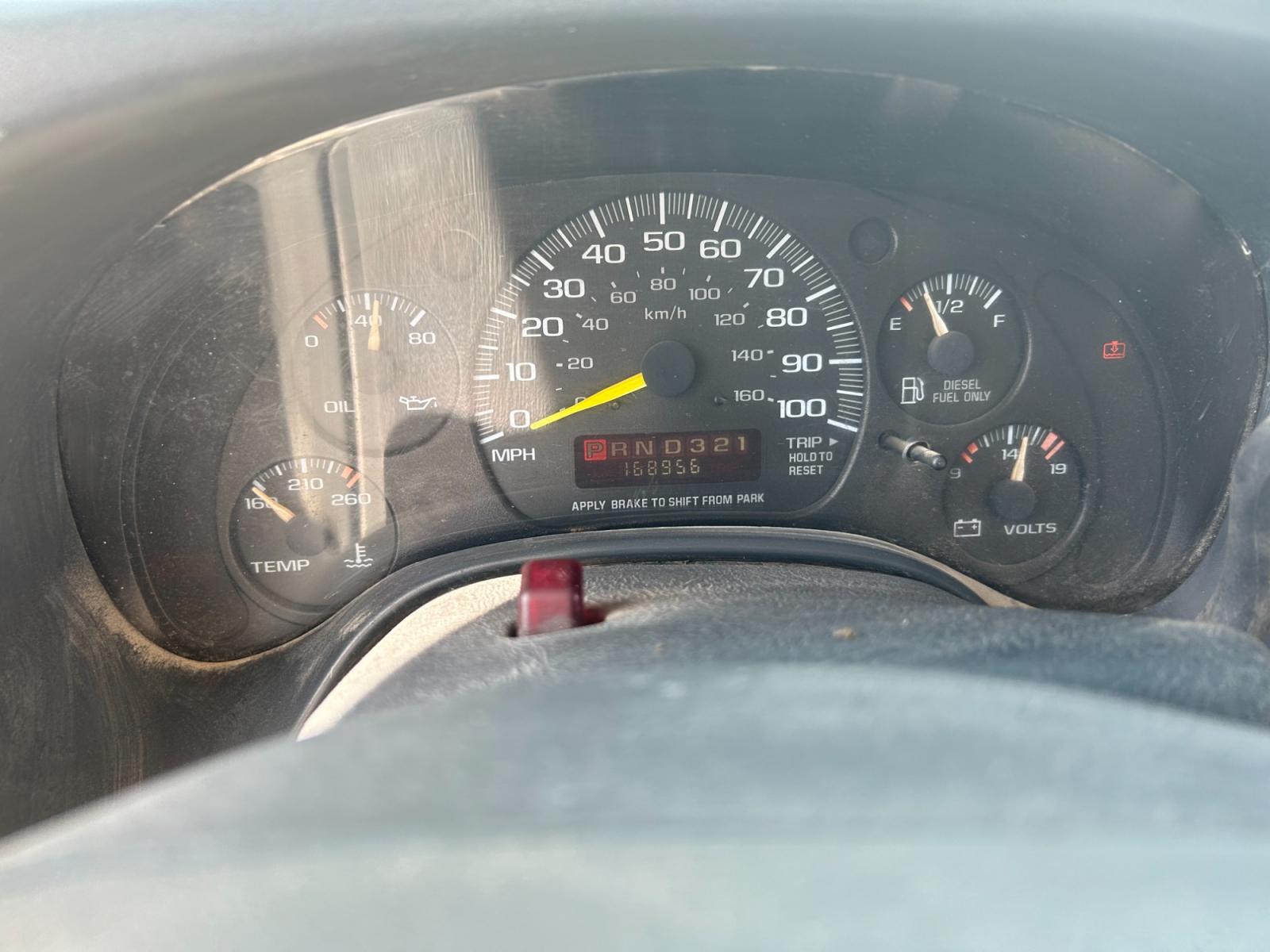 1999 White Chevrolet Express 3500 Cargo (1GBHG31F7X1) with an 6.5L V8 OHV 16V TURBO DIESEL engine, 4-Speed Automatic Overdrive transmission, located at 17760 Hwy 62, Morris, OK, 74445, (918) 733-4887, 35.609104, -95.877060 - 1999 CHEVROLET EXPRESS 3500 SHORT BUS HAS A 6.5L TURBO DIESEL AND RWD. FEATURES LEATHER SEATS, AM/FM STEREO, MANUAL LOCKS, MANUAL SEATS, MANUAL, WINDOWS, STORAGE BINS IN BACK, 168,956 MILES, CLEAN TITLE, 225/75R16 TIRES. NO HIDDEN FEES OF ANY KIND. WE DO NOT FINANCE $5,800 CALL RUSS OR JONA AT 9 - Photo #11