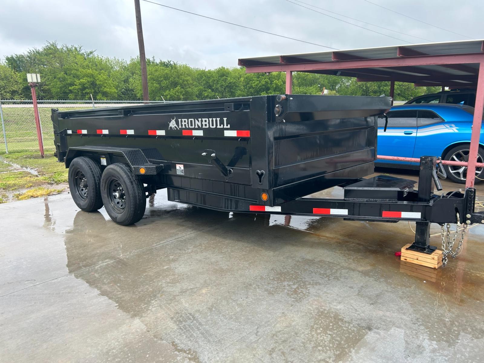 2022 IRONBULL DUMP TRAILER DUMPBED (50HDB1422N1) , located at 17760 Hwy 62, Morris, OK, 74445, 35.609104, -95.877060 - 2022 Norstar Ironbull Dumpbed has14,000 lbs of GVWR and is equipped with enough lifting power to ensure you can always get your job done. Each Iron Bull 83 wide dump comes equipped standard with an industry best 7 gauge floor and 24" high 10 gauge sides with 7 machined breaks that will not bend, bow - Photo #0