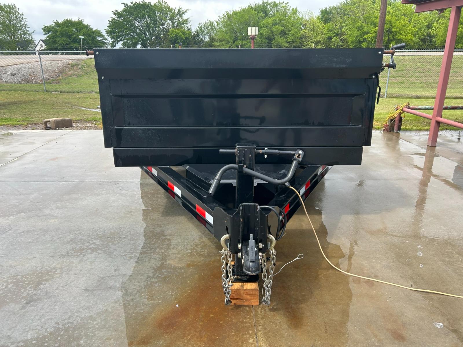 2022 IRONBULL DUMP TRAILER DUMPBED (50HDB1422N1) , located at 17760 Hwy 62, Morris, OK, 74445, 35.609104, -95.877060 - 2022 Norstar Ironbull Dumpbed has14,000 lbs of GVWR and is equipped with enough lifting power to ensure you can always get your job done. Each Iron Bull 83 wide dump comes equipped standard with an industry best 7 gauge floor and 24" high 10 gauge sides with 7 machined breaks that will not bend, bow - Photo #6