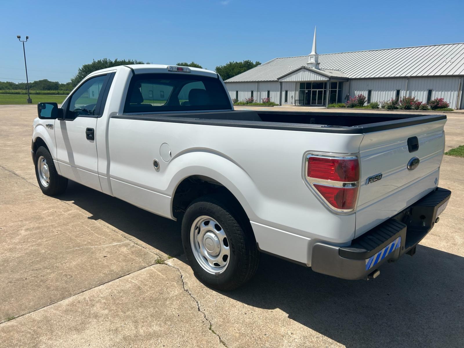 2014 White Ford F-150 STX 6.5-ft. Bed 2WD (1FTMF1CM6EK) with an 3.7L V6 DOHC 24V engine, 6-Speed Automatic transmission, located at 17760 Hwy 62, Morris, OK, 74445, (918) 733-4887, 35.609104, -95.877060 - 2014 FORD F150 STX HAS A 3.7L AND IS 2WD. THIS IS A BI-FUEL TRUCK THAT DRIVES ON BOTH CNG (COMPRESSED NATURAL GAS) OR REGULAR GASOLINE. FEATURES POWER LOCKS, POWER WINDOWS, POWER MIRRORS, AM/FM STEREO, FACTORY EQUIPPED TRAILER BRAKES, BEDLINER, AND TRAILER HITCH. A PREMIER ALTERNATIVE FUEL THAT IS - Photo #7