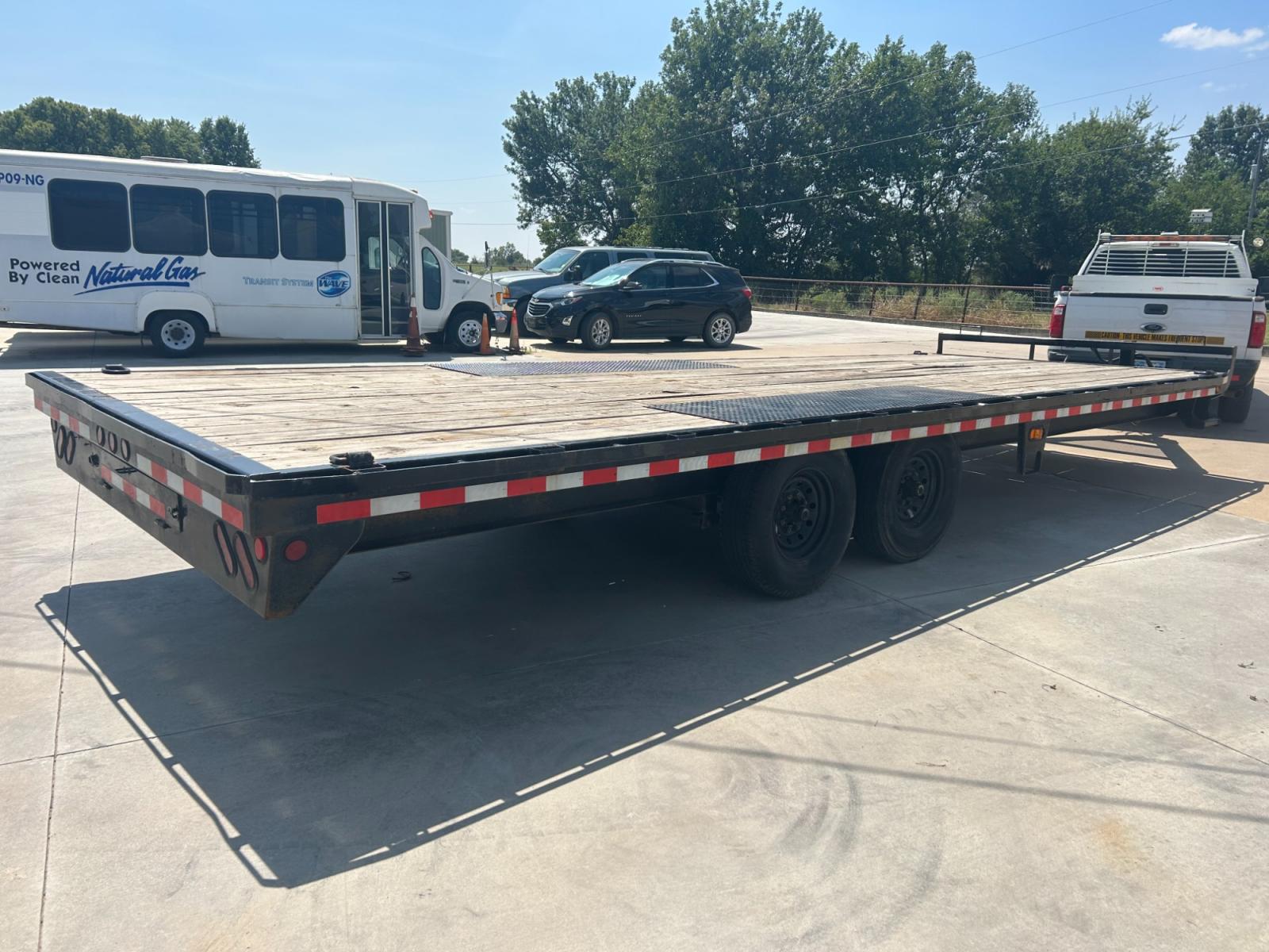 2022 BLACK Norstar Trailers IRONBULL (50HFP2426N1) , located at 17760 Hwy 62, Morris, OK, 74445, 35.609104, -95.877060 - 2022 IRONBULL TRAILER FEATURES 10" I-BEAM FRAME AND TONGUE, 2 5/16'' ADJUSTABLE COUPLER, 3'' STRUCTURAL CROSSMEMBERS, DECK HEIGHT 33'', RUB RAIL, STAKE POCKETS, PIPE SPOOLS, CAMBERED SPRING AXLES, MULTI-LEAF SLIPPER SPRING SUSPENSION, E-Z LUBE HUBS, 2 ELECTRIC BREAK AXLES, FULL 93' WIDE DECKOVER, 8 - Photo #2