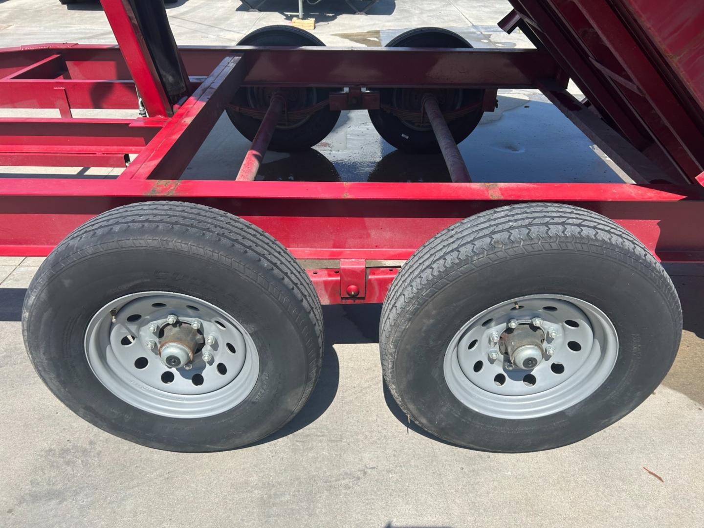 2022 RED EAST TEXAS TRAILER DUMPBED (58SBD1420NE) , located at 17760 Hwy 62, Morris, OK, 74445, 35.609104, -95.877060 - 2022 SILVERLINE TRAILER 7X14 FEATURES 2 7,000 LB DEXTER SPRING AXLES, 2 ELEC FSA BRAKES, COUPLER 2-5/16" ADJUSTABLE (6 HOLE), DIAMOND PLATE FENDERS, 16" CROSS-MEMBERS, 48" DUMP SIDES, 48" 3 WAY GATE, MESH ROLL TARP SYSTEM, JACK SPRING LOADED DROP LEG, 4 3'' D-RINGS, TOOL BOX IN TONGUE, SCISSOR HOIST - Photo#10