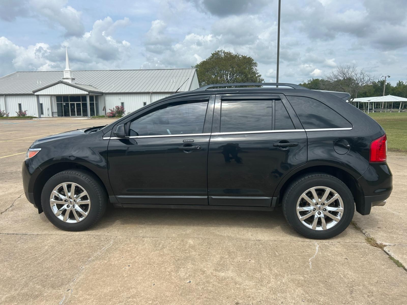 2013 BLACK Ford Edge Limited FWD (2FMDK3KC9DB) with an 3.5L V6 DOHC 24V engine, 6-Speed Automatic transmission, located at 17760 Hwy 62, Morris, OK, 74445, (918) 733-4887, 35.609104, -95.877060 - 2013 FORD EDGE LIMITED FWD 3.5L V6 FEATURES POWER SEATS, POWER WINDOWS, POWER MIRRORS, POWER LOCKS, TOUCHSCREEN RADIO, AM/FM STEREO, CD PLAYER, HEATED SEATS, LEATHER SEATS, DUAL CLIMATE CONTROL, MULTI-FUNCTION STEERING WHEEL CONTROLS, CRUISE CONTROL, HANDS-FREE CALLING, BACK-UP CAMERA. 54,502 MILES - Photo #7
