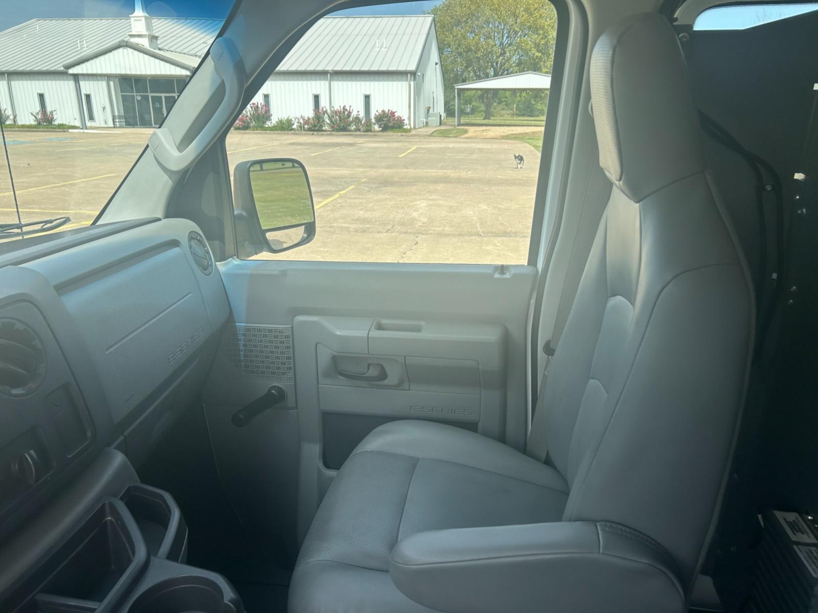 2010 White Ford E-Series Van E-250 (1FTNE2ELXAD) with an 5.4L V8 SOHC 16V engine, 4-Speed Automatic transmission, located at 17760 Hwy 62, Morris, OK, 74445, (918) 733-4887, 35.609104, -95.877060 - Photo #9
