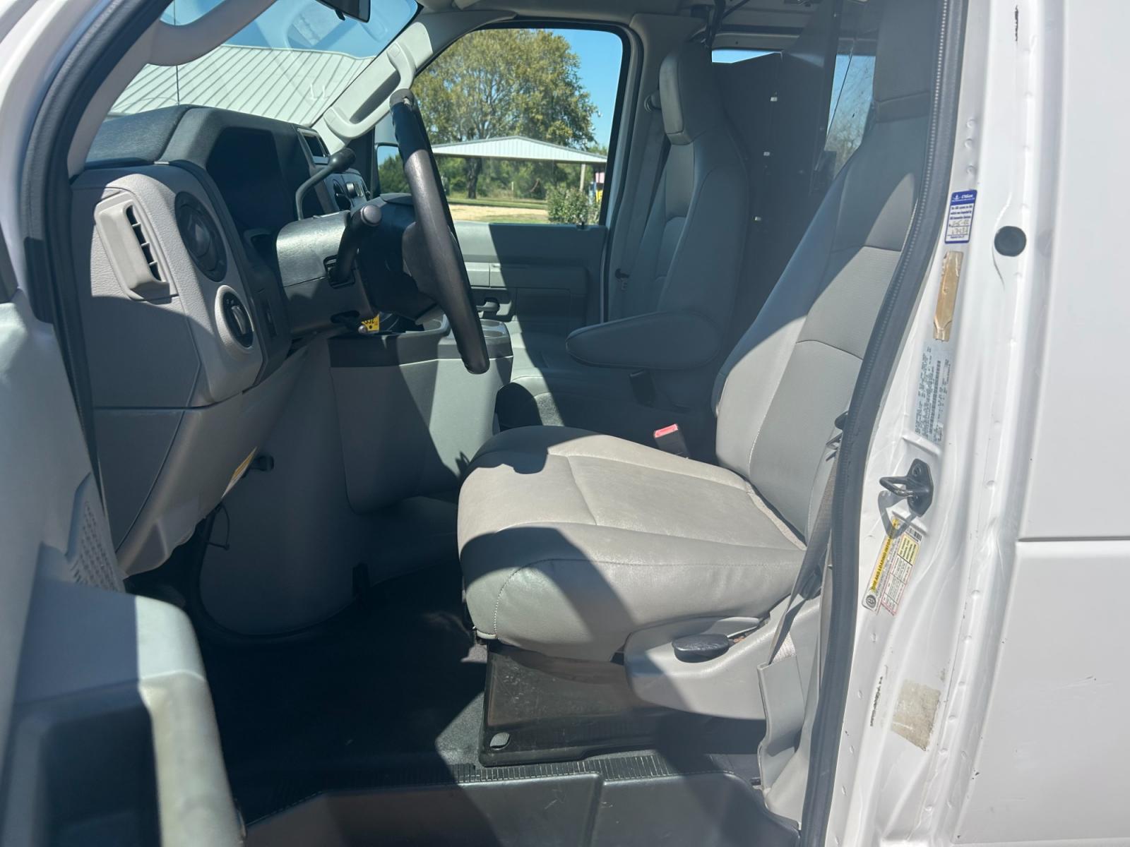 2010 White Ford E-Series Van E-250 (1FTNE2EL9AD) with an 5.4L V8 SOHC 16V engine, 4-Speed Automatic transmission, located at 17760 Hwy 62, Morris, OK, 74445, (918) 733-4887, 35.609104, -95.877060 - Photo #9