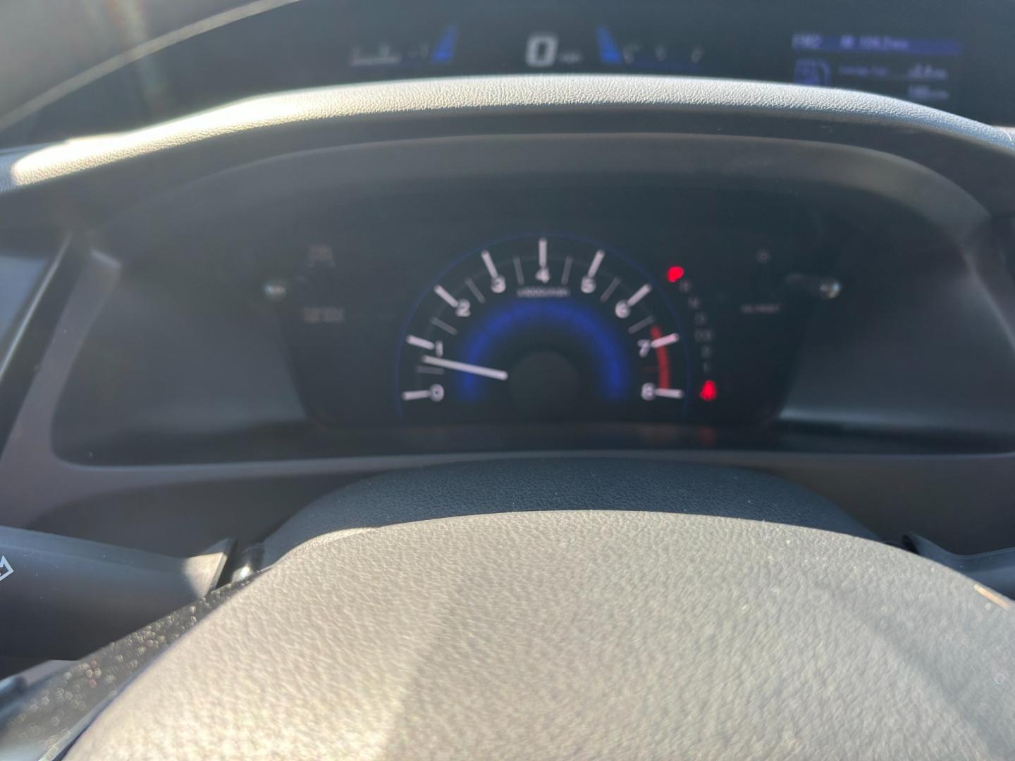 2013 White Honda Civic CNG Sedan 5-Speed AT (19XFB5F54DE) with an 1.8L L4 SOHC 16V CNG engine, 5A transmission, located at 17760 Hwy 62, Morris, OK, 74445, (918) 733-4887, 35.609104, -95.877060 - 2013 HONDA CIVIC CNG SEDAN 5-SPEED AT 1.8L DEDICATED CNG (ONLY RUNS ON COMPRESSED NATURAL GAS) FEATURES POWER LOCKS, POWER WINDOWS, POWER MIRRORS, AM/FM STEREO, CD PLAYER, AUXILLARY PORT, CRUISE CONTROL, TRACTION CONTROL, MULTI-FUNCTIONING STEERING WHEEL CONTROLS, BACK-UP CAMERA. IT HAS 195/65R15 TI - Photo#12
