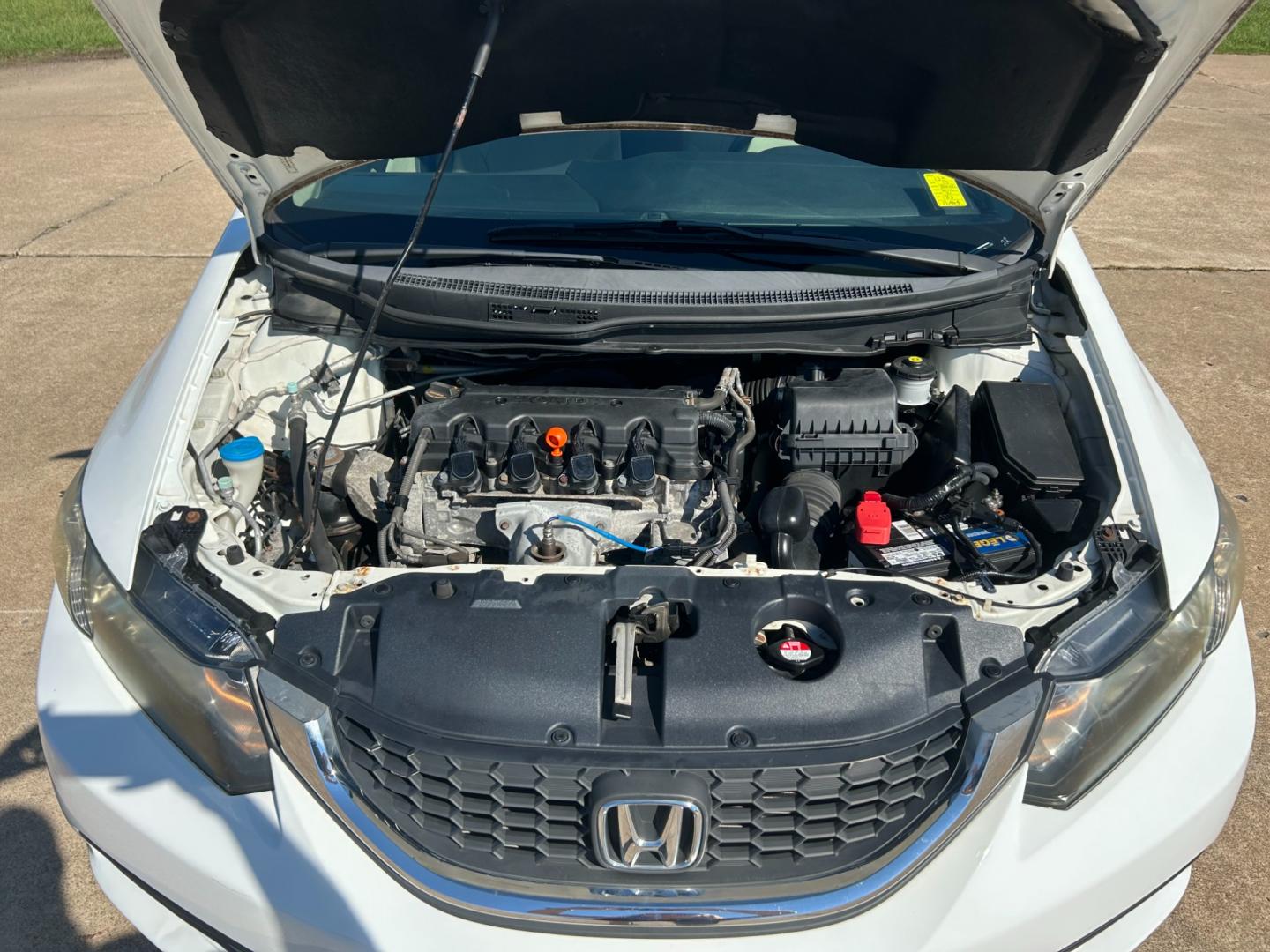 2013 White Honda Civic CNG Sedan 5-Speed AT (19XFB5F54DE) with an 1.8L L4 SOHC 16V CNG engine, 5A transmission, located at 17760 Hwy 62, Morris, OK, 74445, (918) 733-4887, 35.609104, -95.877060 - 2013 HONDA CIVIC CNG SEDAN 5-SPEED AT 1.8L DEDICATED CNG (ONLY RUNS ON COMPRESSED NATURAL GAS) FEATURES POWER LOCKS, POWER WINDOWS, POWER MIRRORS, AM/FM STEREO, CD PLAYER, AUXILLARY PORT, CRUISE CONTROL, TRACTION CONTROL, MULTI-FUNCTIONING STEERING WHEEL CONTROLS, BACK-UP CAMERA. IT HAS 195/65R15 TI - Photo#19