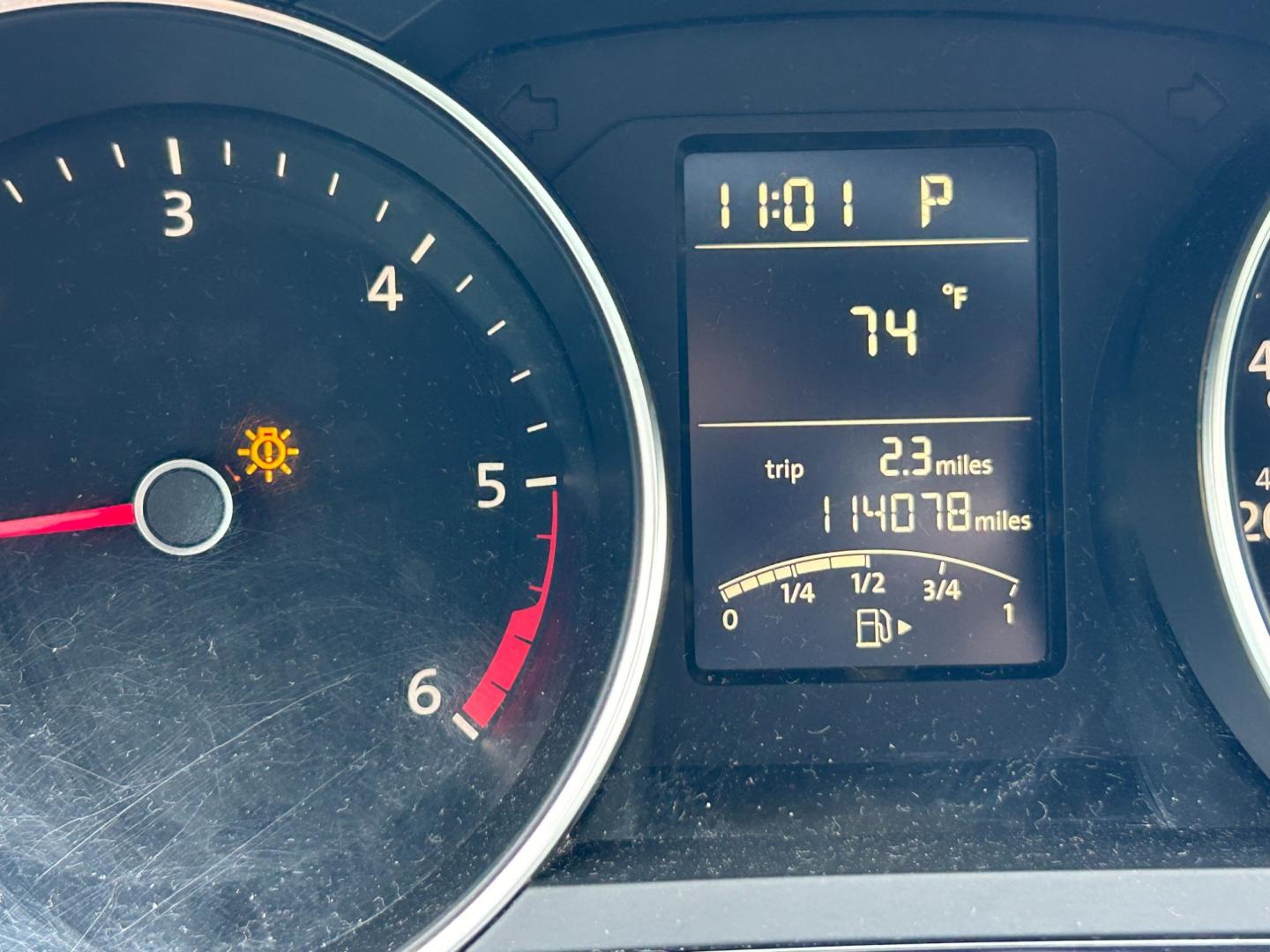 2015 White /BLACK Volkswagen Jetta JETTA TDI (3VWLA7AJ6FM) with an 2.0L L4 DOHC 16V TURBO engine, AUTOMATIC transmission, located at 17760 Hwy 62, Morris, OK, 74445, (918) 733-4887, 35.609104, -95.877060 - 2015 VOLKS WAGON JETTA TDI DIESEL HAS THE 2.0L 4 CYLDER TURBO, FEATURES KEYLESS ENTRY REMOTE, POWER LOCKS, POWER WINDOWS, POWER MIRRORS, MANUAL SEATS, AM/FM STEREO, CD PLAYER, SATELLITE RADIO, HANDS FREE BLUETOOTH CALLING, MULTI STREEING CONTROL, CRUISE CONTROL, CLOTH INTERIOR, AND HEATED SEATS. TI - Photo#10
