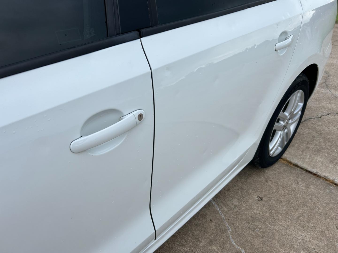 2015 White /BLACK Volkswagen Jetta JETTA TDI (3VWLA7AJ6FM) with an 2.0L L4 DOHC 16V TURBO engine, AUTOMATIC transmission, located at 17760 Hwy 62, Morris, OK, 74445, (918) 733-4887, 35.609104, -95.877060 - 2015 VOLKS WAGON JETTA TDI DIESEL HAS THE 2.0L 4 CYLDER TURBO, FEATURES KEYLESS ENTRY REMOTE, POWER LOCKS, POWER WINDOWS, POWER MIRRORS, MANUAL SEATS, AM/FM STEREO, CD PLAYER, SATELLITE RADIO, HANDS FREE BLUETOOTH CALLING, MULTI STREEING CONTROL, CRUISE CONTROL, CLOTH INTERIOR, AND HEATED SEATS. TI - Photo#26