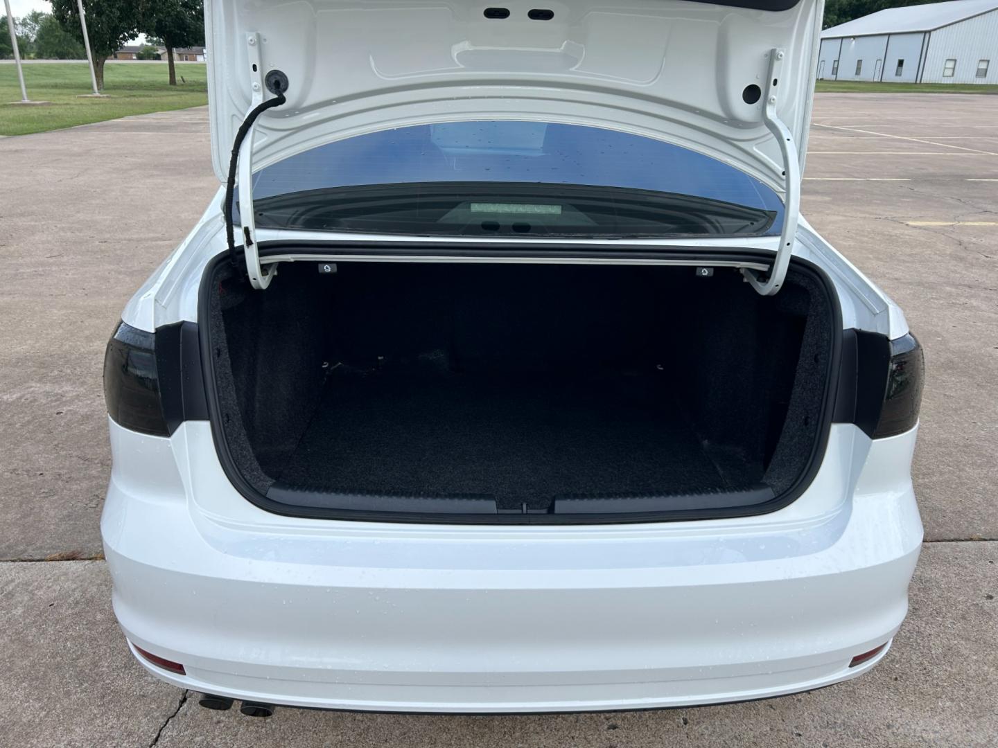 2015 White /BLACK Volkswagen Jetta JETTA TDI (3VWLA7AJ6FM) with an 2.0L L4 DOHC 16V TURBO engine, AUTOMATIC transmission, located at 17760 Hwy 62, Morris, OK, 74445, (918) 733-4887, 35.609104, -95.877060 - 2015 VOLKS WAGON JETTA TDI DIESEL HAS THE 2.0L 4 CYLDER TURBO, FEATURES KEYLESS ENTRY REMOTE, POWER LOCKS, POWER WINDOWS, POWER MIRRORS, MANUAL SEATS, AM/FM STEREO, CD PLAYER, SATELLITE RADIO, HANDS FREE BLUETOOTH CALLING, MULTI STREEING CONTROL, CRUISE CONTROL, CLOTH INTERIOR, AND HEATED SEATS. TI - Photo#14