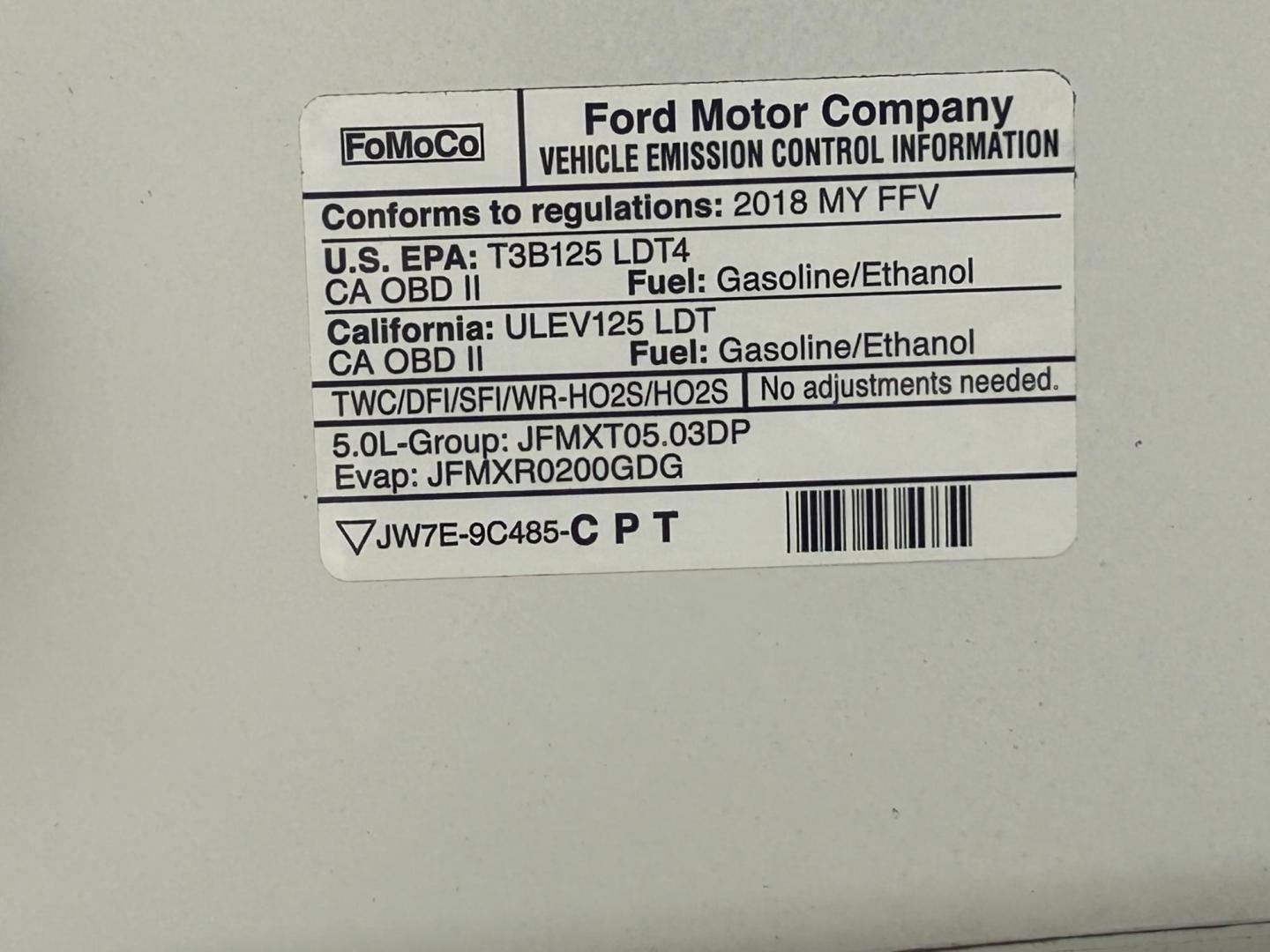 2018 White /Gray Ford F-150 SuperCab 6.5-ft. 4WD (1FTFX1E55JK) with an 5.0L V8 OHV 16V engine, 6A transmission, located at 17760 Hwy 62, Morris, OK, 74445, (918) 733-4887, 35.609104, -95.877060 - Photo#20