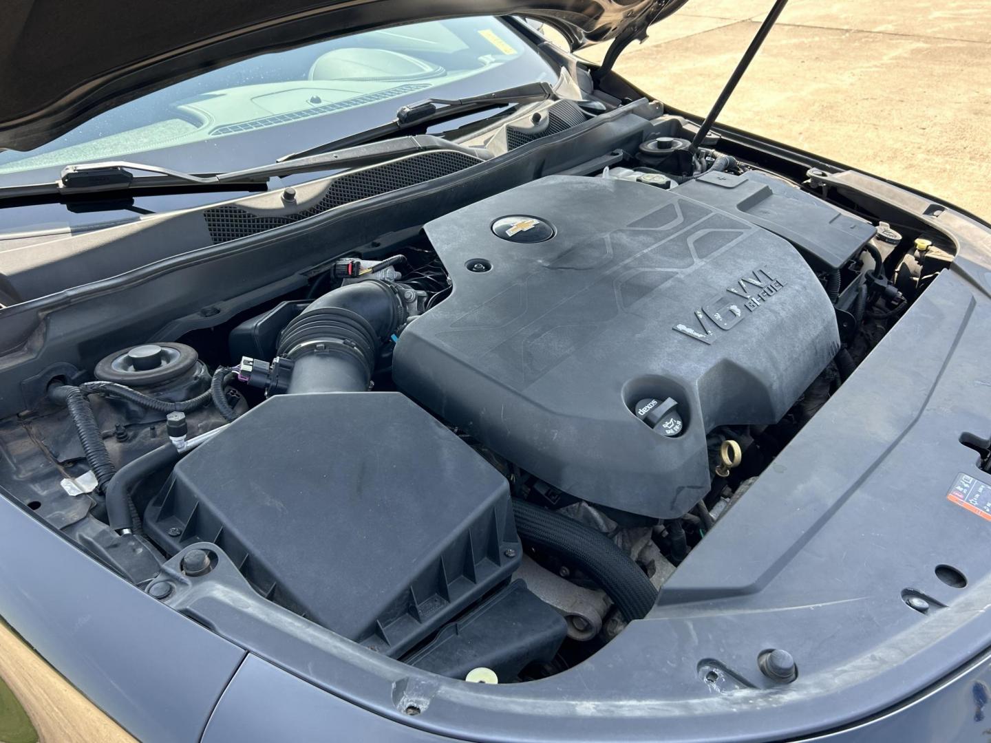 2016 /Gray Chevrolet Impala CNG 2FL (2G11Y5SNXG9) with an 3.6L V6 DOHC 24V CNG engine, 6A transmission, located at 17760 Hwy 62, Morris, OK, 74445, (918) 733-4887, 35.609104, -95.877060 - 2016 CHEVY IMPALA HAS THE 3.6 V6 ENGINE AND IS FWD. THE IMPALA IS A BI-FUEL CAR THAT RUNS ON BOTH CNG (COMPRESSED NATUAL GAS) OR GASOLINE. THIS CAR FEATURES KEYLESS REMOTE START, KEYLESS REMOTE ENTRY, POWER LOCKS, POWER WINDOWS, POWER SEATS, POWER MIRRORS, AM/FM STEREO, CLOTH SEATS, TRACTION CONTROL - Photo#18
