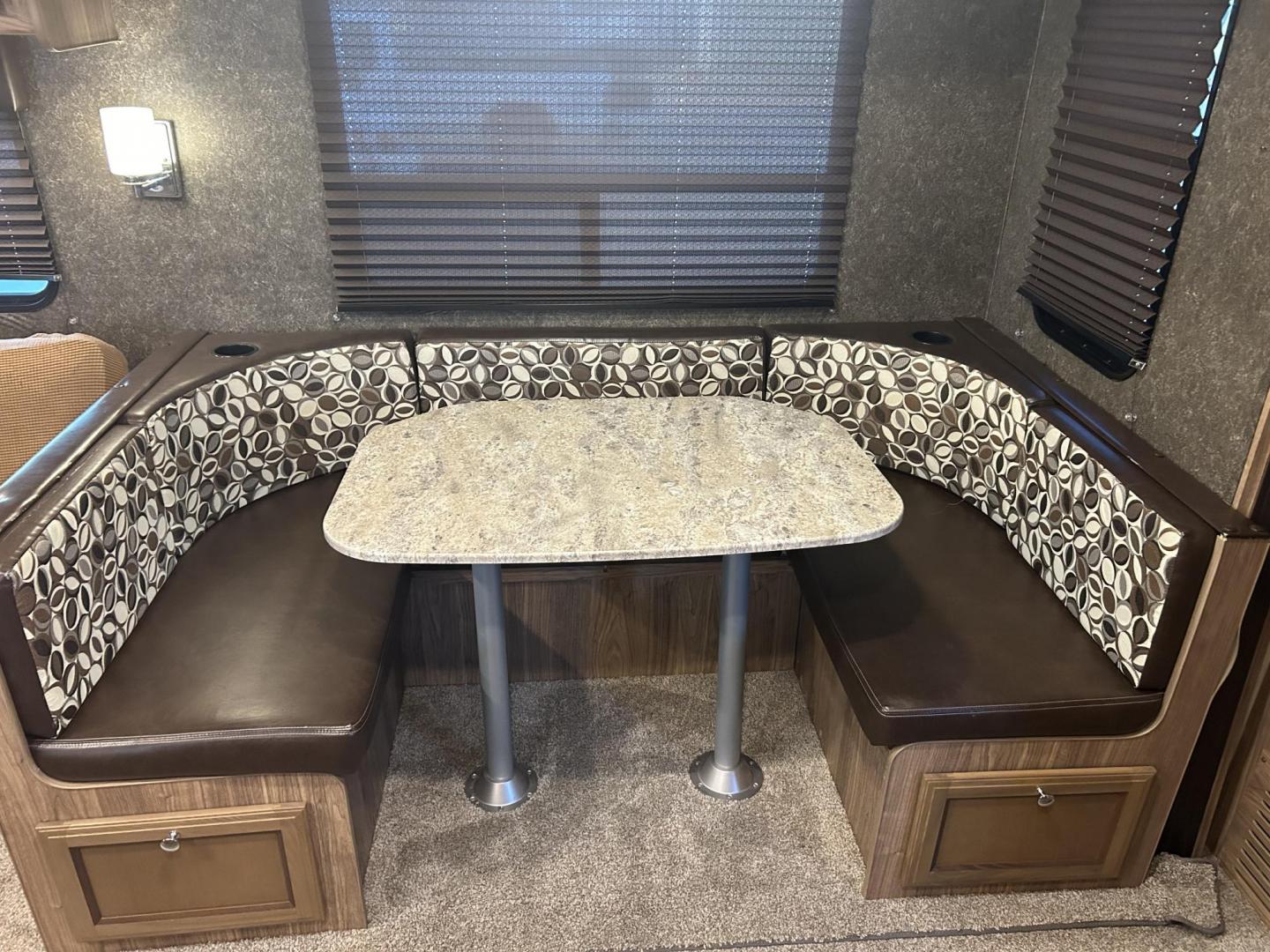 2018 /TAN Forest River Shasta Revere 27RL (5ZT2SHSB3JE) , located at 17760 Hwy 62, Morris, OK, 74445, 35.609104, -95.877060 - Photo#10