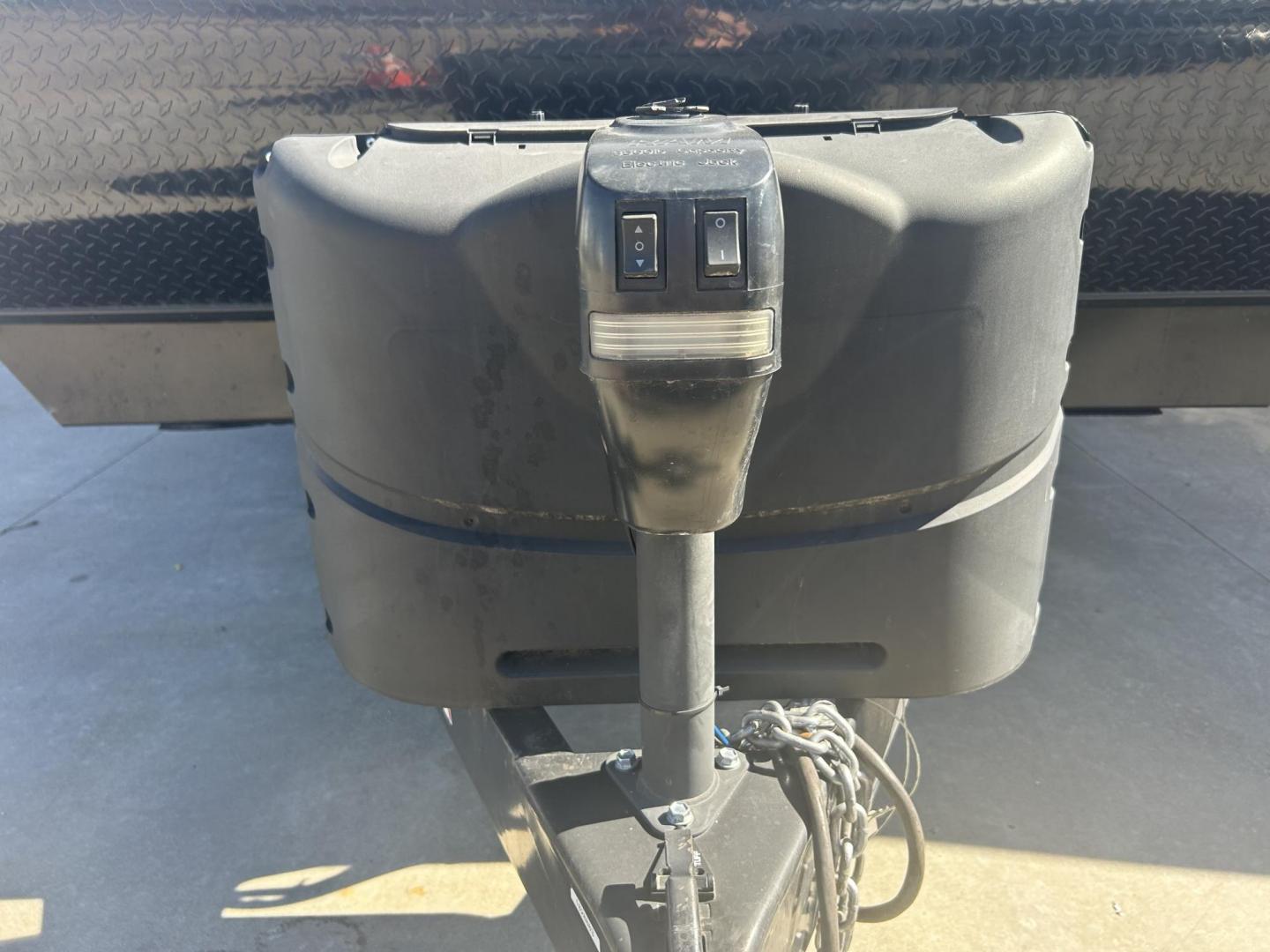 2021 Silver /TAN Breckenridge PIONEER BH270 (5SFPB3222ME) , located at 17760 Hwy 62, Morris, OK, 74445, 35.609104, -95.877060 - Photo#7