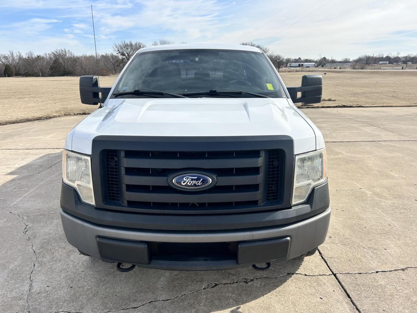 2012 White /Gray Ford F-150 XL SuperCab Bed 4WD (1FTVX1EF3CK) with an 5.0L V8 OHV 16V engine, 6-Speed Automatic transmission, located at 17760 Hwy 62, Morris, OK, 74445, (918) 733-4887, 35.609104, -95.877060 - 2012 FORD F-150 BI-FUEL SYSTEM RUNS ON CNG OR GASOLINE HAS THE 5.0L V8 AND IS 4WD. FEATURES POWER LOCKS, POWER WINDOWS, POWER MIRRORS, TOUCH SCREEN AM/FM STEREO, BLUETOOTH STEREO, CLOTH INTERIOR, BED LINER, CRUISE CONTROL, TRACTION CONTROL, TRAILER BRAKES, MULTI-FUNCTION STEERING CONTROL. A PREMIER - Photo#1