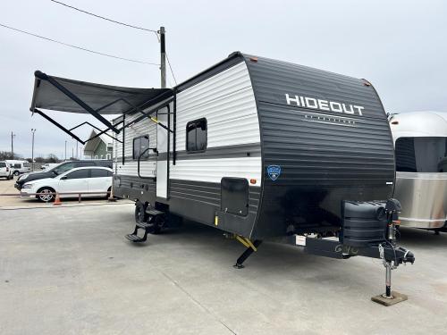 2024 KEYSTONE HIDEOUT 240BH  29FT OVERALL (APPEARS TO BE UNUSED) 