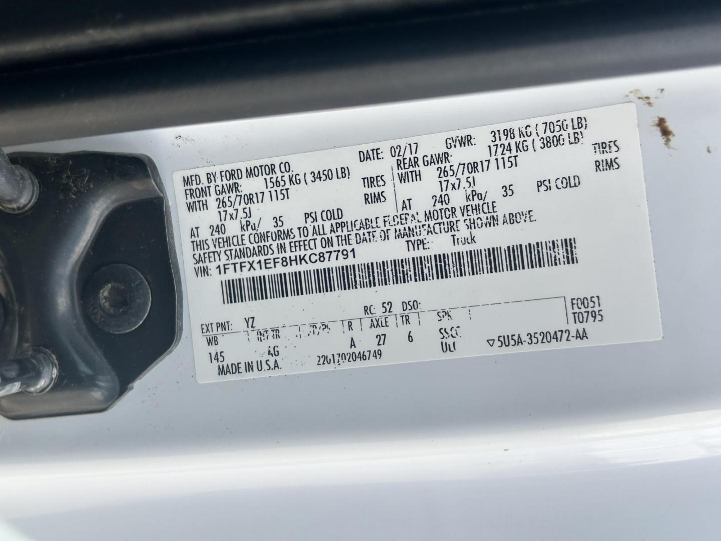 2017 White /Gray Ford F-150 XL SuperCab 5-ft. 4WD (1FTFX1EF8HK) with an 5.0L V8 engine, 6A transmission, located at 17760 Hwy 62, Morris, OK, 74445, (918) 733-4887, 35.609104, -95.877060 - 2017 FORD F150 XL SUPERCAB 5FT BED 4WD 5.0L V8 ENIGINE. BI-FUEL SYSTEM RUNS ON CNG OR GASOLINE. FEATURES KEYLESS REMOTE ENTRY, POWER LOCKS, POWER WINDOWS, POWER MIRRORS, AM/FM STEREO, SIRIUS XM STEREO, CD PLAYER, AUXILLARY PORT, CRUISE CONTROL, TRACTION CONTROL, MULTI-FUNCTIONING STEERING WHEEL CONT - Photo#29
