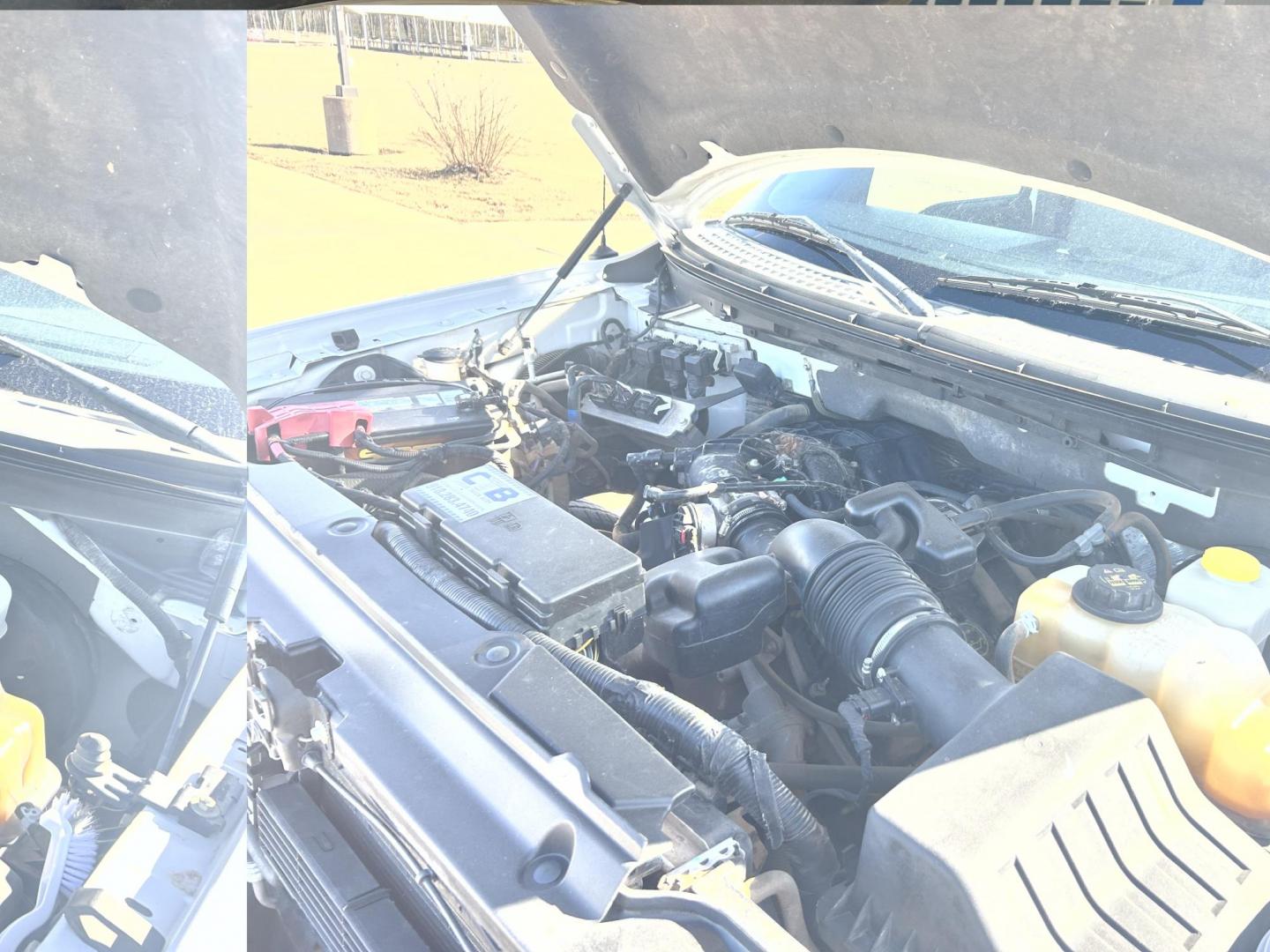 2014 White /Gray Ford F-150 XL (1FTEX1CM1EK) with an 3.7L V6 DOHC 24V engine, 6-Speed Automatic transmission, located at 17760 Hwy 62, Morris, OK, 74445, (918) 733-4887, 35.609104, -95.877060 - 2014 FORD F-150 XL SUPERCAB 7FT. BED 2WD 3.7L V6 BI-FUEL SYSTEM RUNS ON CNG OR GASOLINE. FEATURES KEYLESS REMOTE ENTRY, POWER LOCKS, POWER WINDOWS, AM/FM STEREO, SIRIUS XM STEREO, CD PLAYER, AUXILLARY PORT, CRUISE CONTROL, TRACTION CONTROL, MULTI-FUNCTIONING STEERING WHEEL CONTROLS, TRAILER HITCH, - Photo#21