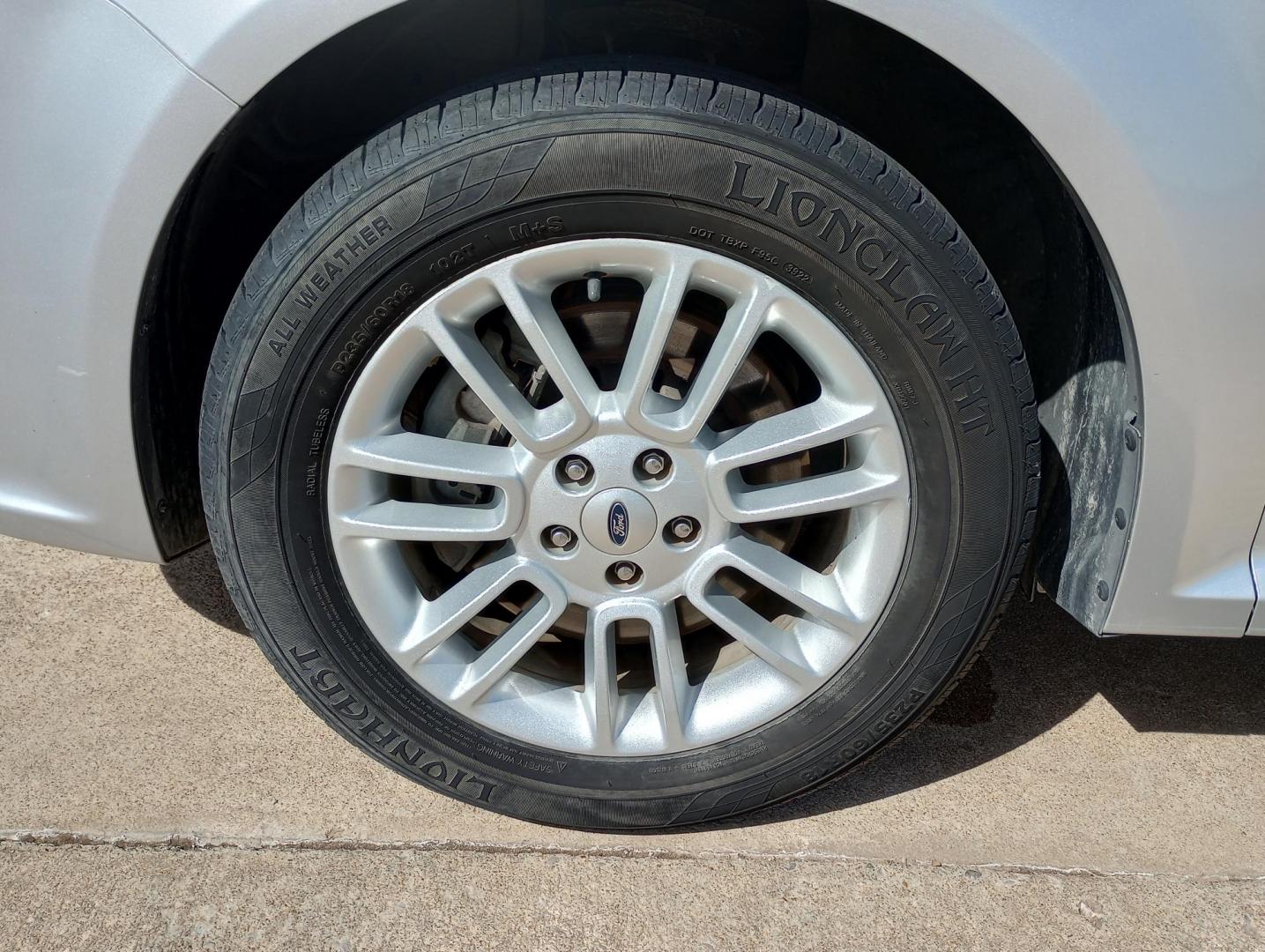 2014 Silver /BLACK Ford Flex SEL FWD (2FMGK5C87EB) with an 3.5L V6 DOHC 24V engine, 6-Speed Automatic Overdrive transmission, located at 17760 Hwy 62, Morris, OK, 74445, (918) 733-4887, 35.609104, -95.877060 - 2014 FORD FLEX 3.5L V6 DOHC 24V FEATURES POWER LOCKS, POWER WINDOWS, POWER MIRRORS, DUAL CLIMATE CONTROL, REAR CLIMATE CONTROL, LEATHER SEATS, CRUISE CONTROL, MULTI-FUNCTION STEERING WHEEL CONTROL, NAVIGATION SYSTEM, AM/FM STEREO, XM STEREO, CD PLAYER, BLUETOOTH, TOUCHSCREEN RADIO, BACK-UP CAMERA, 3 - Photo#11