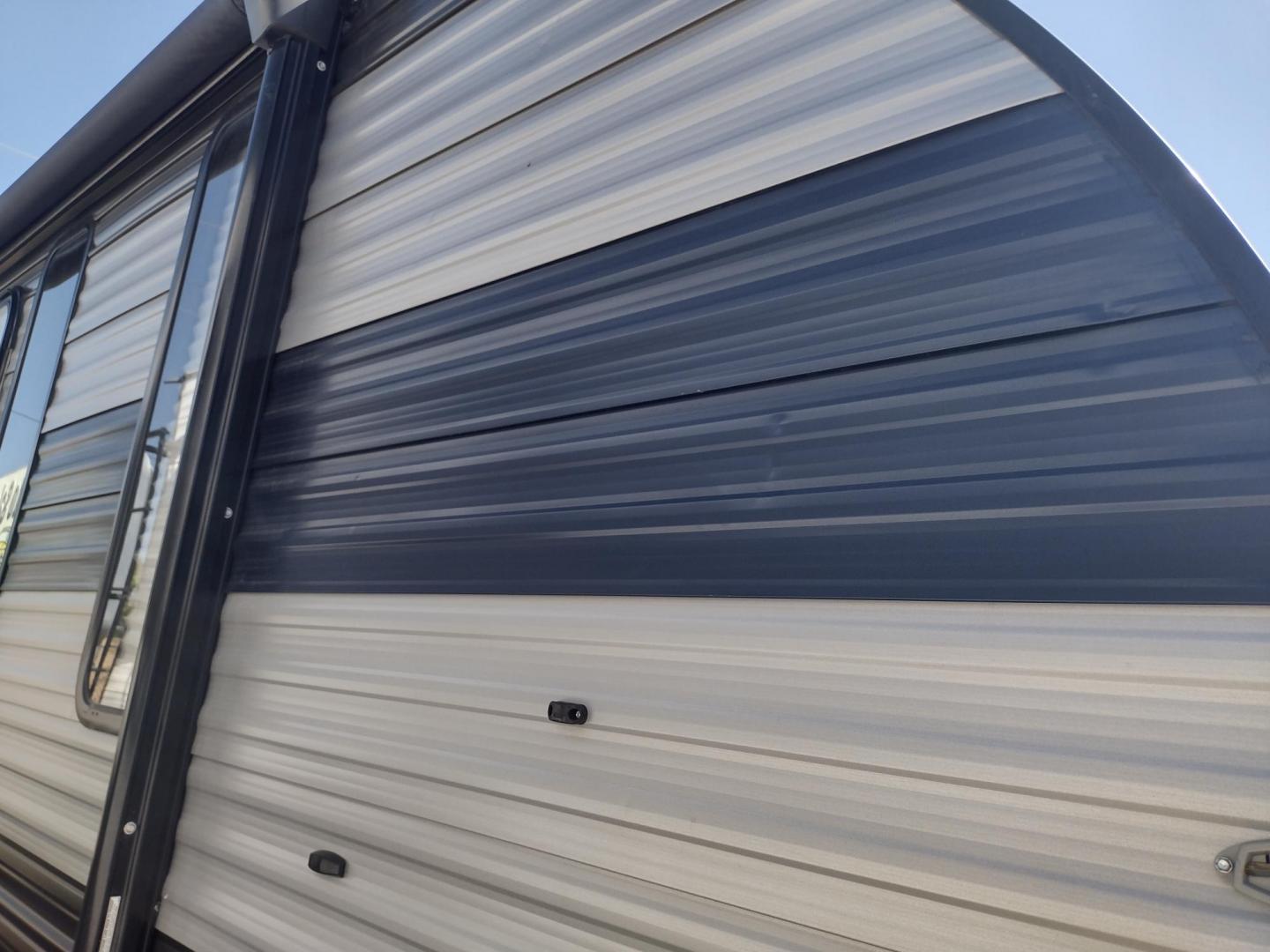 2020 Silver Forest River GREY WOLF PUP 22RR 22RR (4X4TCKX24LK) , located at 17760 Hwy 62, Morris, OK, 74445, 35.609104, -95.877060 - CAMPING SEASON IS HERE! CHECK OUT THIS 2020 FOREST RIVER GREY WOLF PUP TOY HAULER 22RR 29FT OVERALL WITH A 15FT POWER AWNING. IN THE LIVING/KITCHEN AREA IS A FARM STYLE SINK WITH OVERHEAD CABINETS, 3 BURNER STOVE WITH OVEN, OVERHEAD MICROWAVE, PANTRY, MID-SIZE FRIDGE, AM/FM RADIO, BOOTH STYLE DINETT - Photo#44