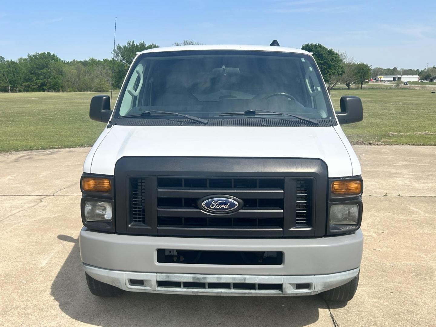 2009 White /Gray Ford E-Series Van E-250 (1FTNE24L49D) with an 5.4L V8 SOHC 16V engine, 4-Speed Automatic transmission, located at 17760 Hwy 62, Morris, OK, 74445, (918) 733-4887, 35.609104, -95.877060 - 2009 FORD E-SERIES VAN E-250 5.4 V8 DEDICATED CNG (COMPRESSED NATURAL GAS) DOES NOT RUN ON GASOLINE. FEATURES MANUAL SEATS, MANUAL LOCKS, MANUAL WINDOWS, MANUAL MIRRORS, AM/FM RADIO, AND WORK SHELF IN THE REAR. IT IS EQUIPPED WITH A CNG FUELING SYSTEM, IT RUNS ON COMPRESSED NATURAL GAS. A PREMIER AL - Photo#1