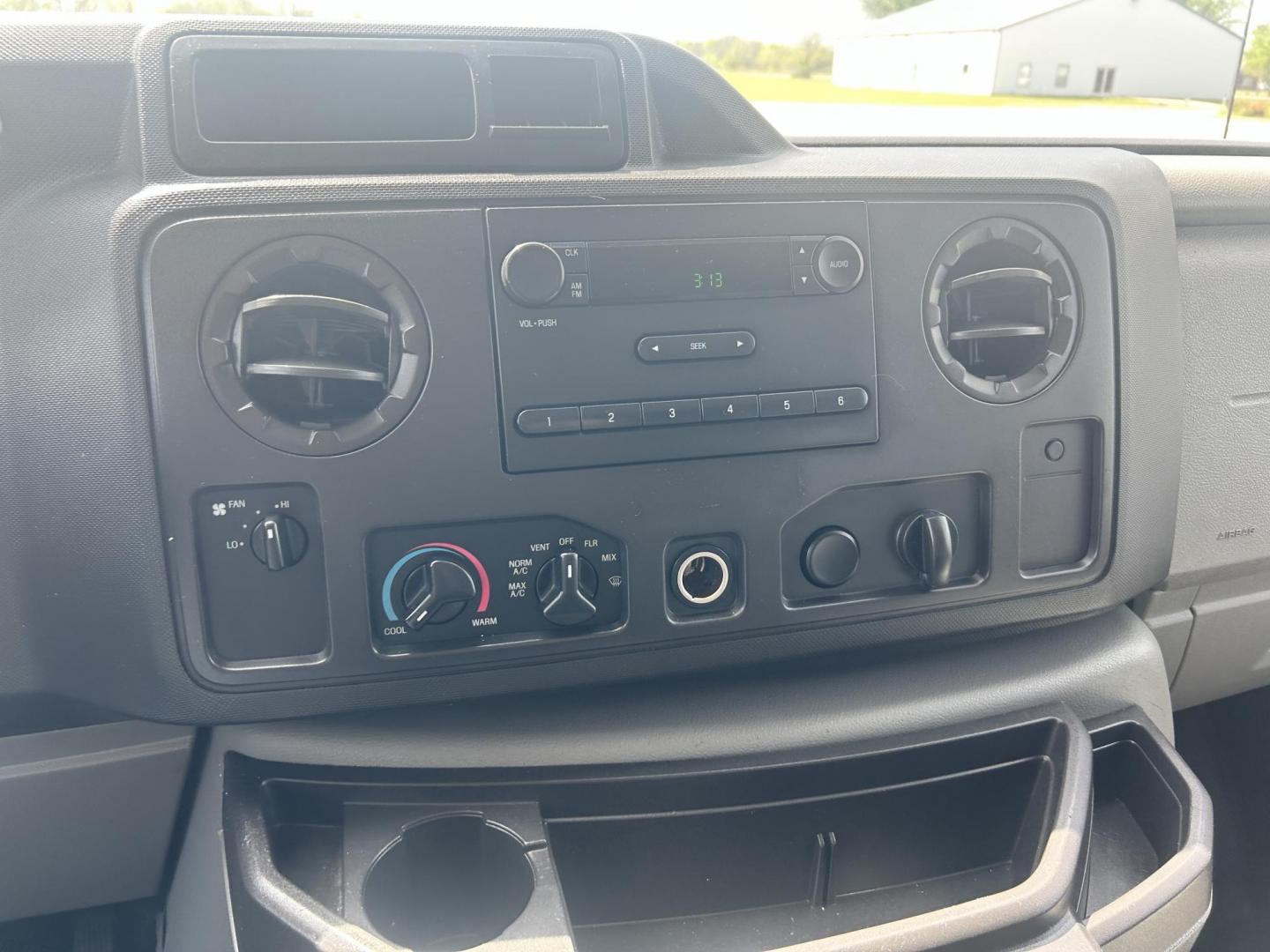 2009 White /Gray Ford E-Series Van E-250 (1FTNE24L49D) with an 5.4L V8 SOHC 16V engine, 4-Speed Automatic transmission, located at 17760 Hwy 62, Morris, OK, 74445, (918) 733-4887, 35.609104, -95.877060 - 2009 FORD E-SERIES VAN E-250 5.4 V8 DEDICATED CNG (COMPRESSED NATURAL GAS) DOES NOT RUN ON GASOLINE. FEATURES MANUAL SEATS, MANUAL LOCKS, MANUAL WINDOWS, MANUAL MIRRORS, AM/FM RADIO, AND WORK SHELF IN THE REAR. IT IS EQUIPPED WITH A CNG FUELING SYSTEM, IT RUNS ON COMPRESSED NATURAL GAS. A PREMIER AL - Photo#12