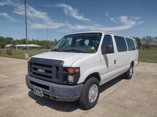 2013 Ford E-Series Wagon E-350 XL Super Duty Extended 15 PASSENGER DEDICATED CNG (ONLY RUNS ON COMPRESSED NATURAL GAS) $1290 TAX CREDIT AVAILABLE