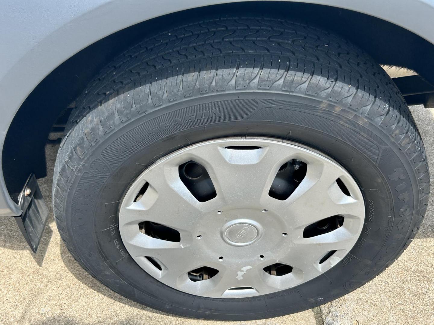 2013 White /Gray Ford Transit Connect XL with Side and Rear Door Glass (NM0LS7CN2DT) with an 2.0L L4 DOHC 16V engine, 4-Speed Automatic transmission, located at 17760 Hwy 62, Morris, OK, 74445, (918) 733-4887, 35.609104, -95.877060 - 2013 FORD TRANSIT CARGO VAN, DEDICATED CNG, VEHICLE IS NOT EQUIPPED TO RUN ON GASOLINE. 4 CYL, POWER WINDOWS, KEYLESS ENTRY REMOTE, POWER LOCKS, AIR, TILT, CRUISE, 16 GALLON CNG TANKS. RUNS AND DRIVES WELL. APPROXIMATELY 300 MILE RANGE ON A FULL TANK VERY GOOD CONDITION. ONLY19,663 MILES!!!! HAS A - Photo#19