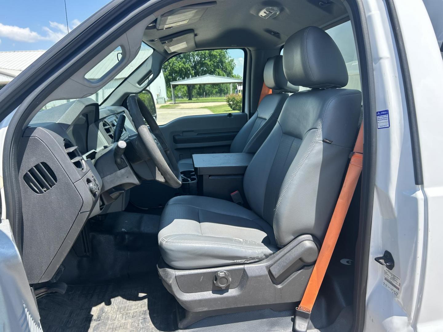 2013 White /Gray Ford F-350 SD 2WD (1FDRF3A62DE) with an 6.2L V8 OHV 16V engine, 6-Speed Automatic transmission, located at 17760 Hwy 62, Morris, OK, 74445, (918) 733-4887, 35.609104, -95.877060 - 2013 FORD F-350 6.2 V8 RWD DEDICATED CNG ONLY RUNS ON COMPRESSED NATURAL GAS AND DOES NOT RUN ON GASOLINE. FEATURES MANUAL SEATS, MANUAL LOCKS, MANUAL WINDOWS, MANUAL MIRRORS, AM/FM STEREO, VINYL SEATS, CRUISE CONTROL, TRACTION CONTROL, FACTORY-EQUIPT TRAILER BREAKS, POWER CONVERTER, GASOLINE CUMMI - Photo#8