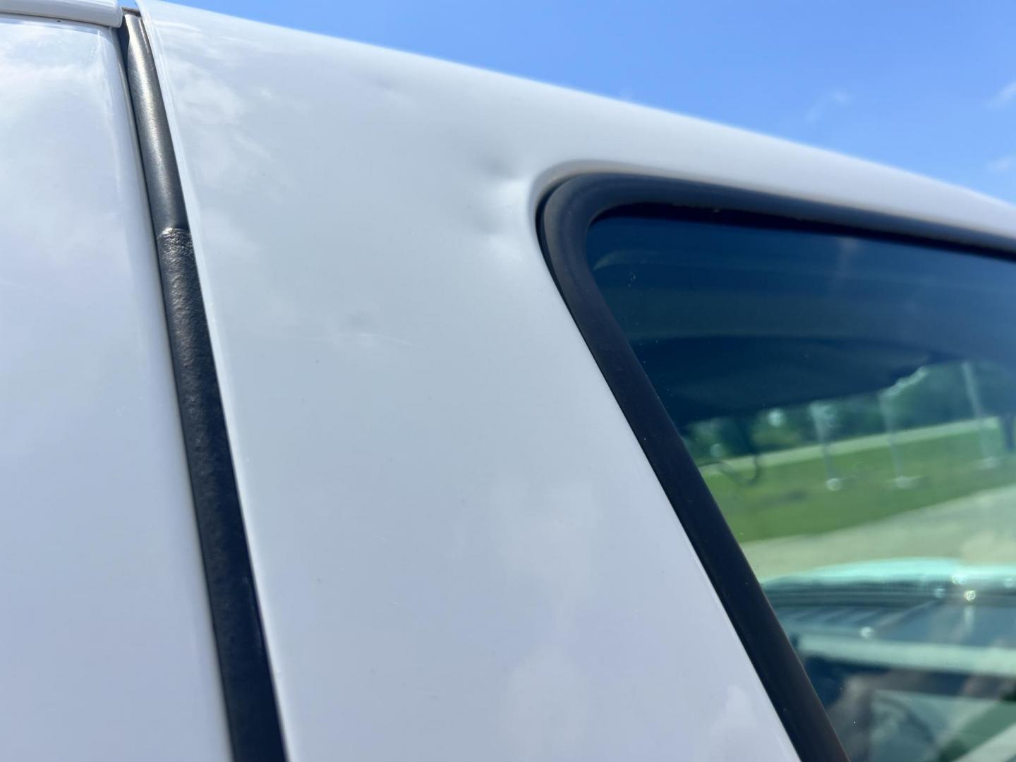 2013 White /Gray Ford F-350 SD 2WD (1FDRF3A62DE) with an 6.2L V8 OHV 16V engine, 6-Speed Automatic transmission, located at 17760 Hwy 62, Morris, OK, 74445, (918) 733-4887, 35.609104, -95.877060 - 2013 FORD F-350 6.2 V8 RWD DEDICATED CNG ONLY RUNS ON COMPRESSED NATURAL GAS AND DOES NOT RUN ON GASOLINE. FEATURES MANUAL SEATS, MANUAL LOCKS, MANUAL WINDOWS, MANUAL MIRRORS, AM/FM STEREO, VINYL SEATS, CRUISE CONTROL, TRACTION CONTROL, FACTORY-EQUIPT TRAILER BREAKS, POWER CONVERTER, GASOLINE CUMMI - Photo#35