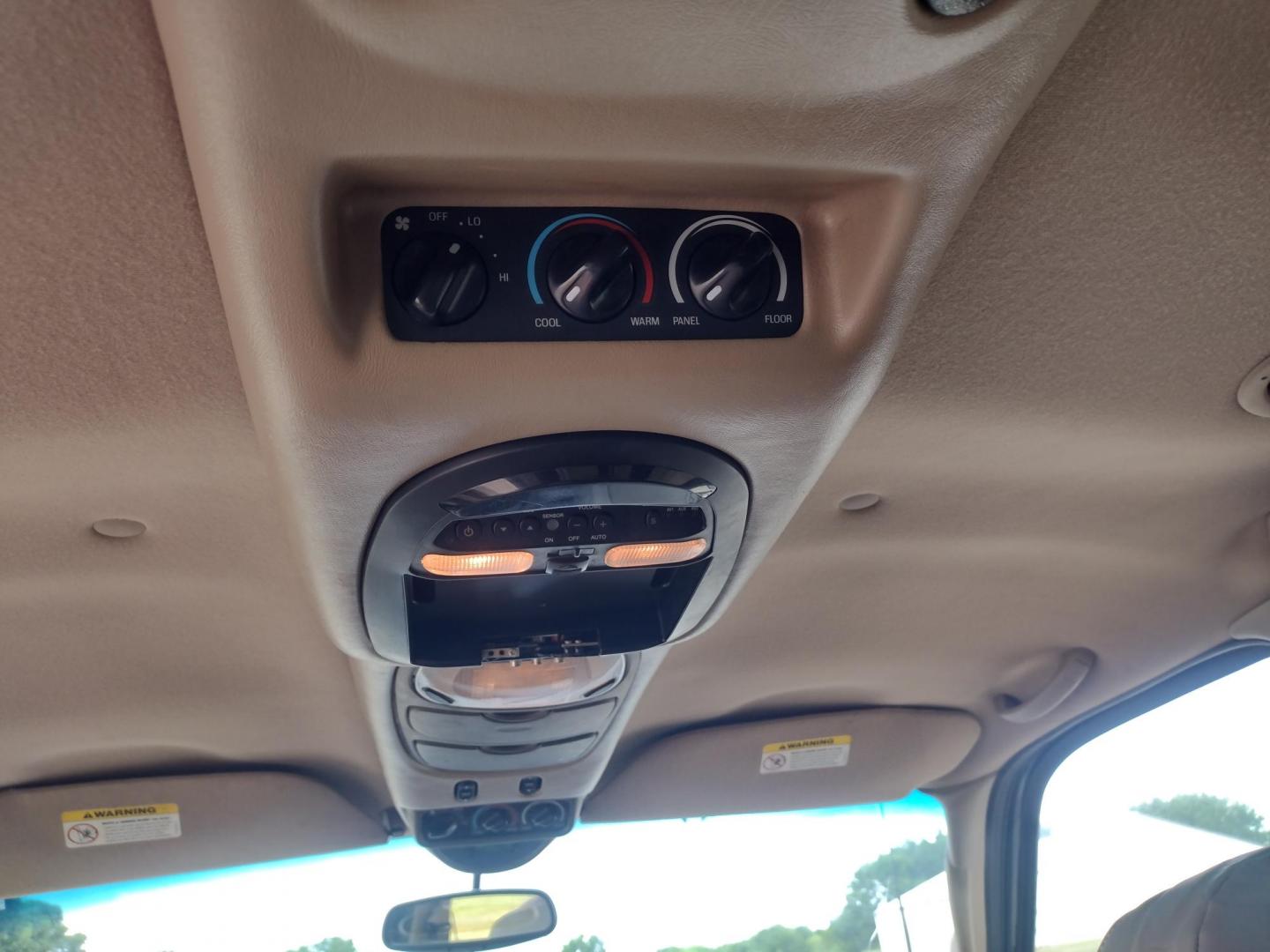 2001 DARK GREEN /TAN Ford Excursion XLT 2WD (1FMNU40S21E) with an 6.8L V10 SOHC 20V engine, 4-Speed Automatic Overdrive transmission, located at 17760 Hwy 62, Morris, OK, 74445, (918) 733-4887, 35.609104, -95.877060 - 2001 FORD EXCURSION XLT 2WD HAS THE 6.8L V10 ENGINE. FEATURES POWER DRIVER SEAT, MANUAL PASSENGER SEAT, POWER LOCKS, POWER WINDOWS, POWER MIRRORS, LEATHER INTERIOR, TOUCH SCREEN AM/FM RADIO, BLUETOOTH RADIO, AUXILLARY PORT, USB PORT, CRUISE CONTROL, 2ND AND 3RD ROW SEATING, REAR AC CONTROL, AND TRAI - Photo#23