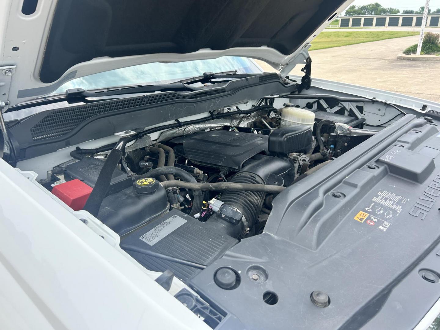 2015 White /Gray Chevrolet Silverado 2500HD Work Truck Double Cab 2WD (1GC2CUEG3FZ) with an 6.0L V8 OHV 16V FFV engine, 6-Speed Automatic transmission, located at 17760 Hwy 62, Morris, OK, 74445, (918) 733-4887, 35.609104, -95.877060 - 2015 CHEVY SILVERADO 2500 HD HAS THE 6.0L V8 AND IS 2WD. IT FEATURES POWER LOCKS, POWER WINDOWS, MANUAL SEATS, CLOTH INTERIOR, NO BACK SEAT REMOVED FOR WORK SHELVING, AM/FM RADIO, BACKUP CAMERA, TRACTION CONTOL, TOOL BED, PIPE VICE AND HITCH. IT RUNS ON CNG (COMPRESSED NATURAL GAS) OR GASOLINE. A PR - Photo#23