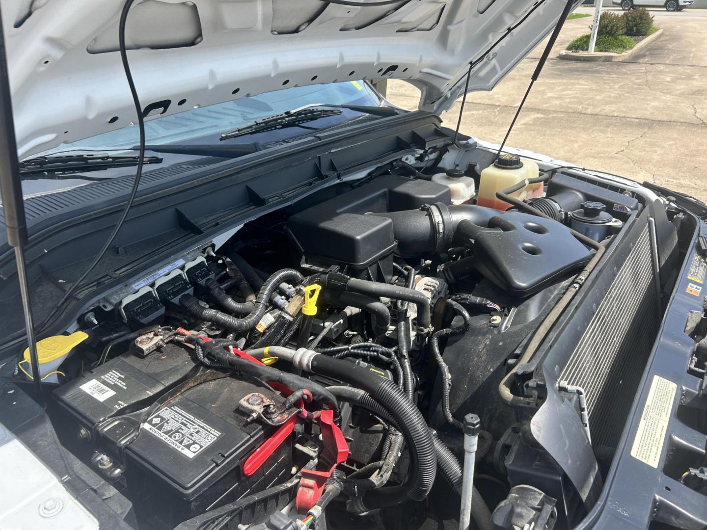 2013 White /Gray Ford F-250 SD 2WD (1FTBF2A69DE) with an 6.2L V8 OHV 16V engine, 6-Speed Automatic transmission, located at 17760 Hwy 62, Morris, OK, 74445, (918) 733-4887, 35.609104, -95.877060 - 2013 F250 SUPER DUTY IS A DEDICATED CNG. THIS TRUCK HAS A 6.2L V8 ENGINE, FEATURES MANUAL SEAT, MANUAL WINDOWS, MANUAL LOCKS, MANUAL MIRRORS, AM FM RADIO, FACTORY TRAILER BREAKS, TRACTION CONTROL, TOOL BOX AND TRAILER HITCH. CLEAN TITLE, 30,356 MILES, 245/75R17 TIRES. THIS SHOULD QUALIFY FOR A TAX C - Photo#17