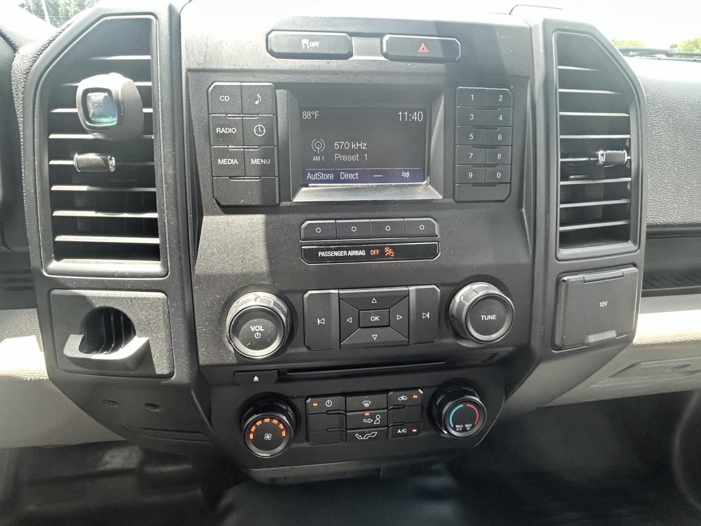 2016 White /Gray Ford F-150 XL 6.5-ft. Bed 2WD (1FTMF1CF9GK) with an 5.0L V8 engine, 6A transmission, located at 17760 Hwy 62, Morris, OK, 74445, (918) 733-4887, 35.609104, -95.877060 - 2016 FORD F150 XL 6.5FT BED 2WD WITH THE 5.0 V8 ENGINE. FEATURES A REMOTE KEYLESS ENTRY, POWER LOCKS, POWER WINDOWS, POWER MIRRORS, MANUEL SEATS, CLOTH SEATS, BACKUP CAMERA, AM/FM RADIO, CD PLAYER, AUXILIARY PORT, TRACTION CONTROL, BEDLINER, AND JOBOX TOOL BOX. 245/70R17 TIRES AND ONLY 86,390 MILES - Photo#11