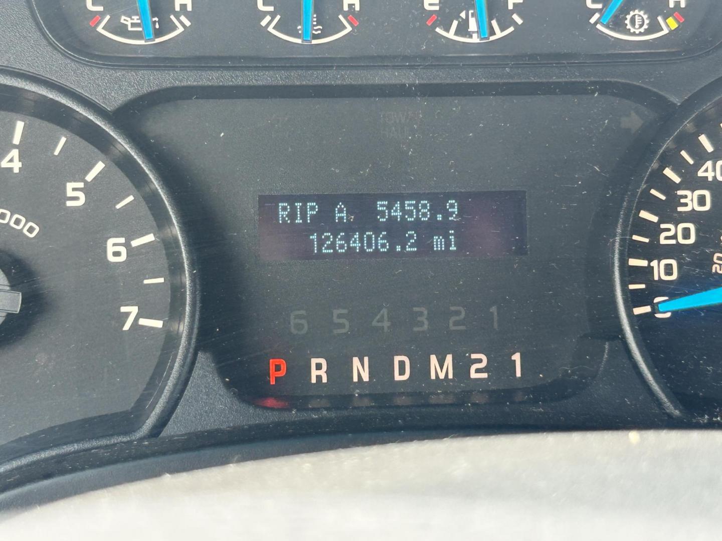 2014 White /Gray Ford F-150 (1FTEX1EM6EK) with an 3.7L V6 DOHC 24V engine, 6-Speed Automatic transmission, located at 17760 Hwy 62, Morris, OK, 74445, (918) 733-4887, 35.609104, -95.877060 - 2014 FORD F-150 XL EXTENDED CAB. 4WD 3.7L V6 BI-FUEL SYSTEM RUNS ON CNG OR GASOLINE. FEATURES KEYLESS REMOTE ENTRY, POWER LOCKS, POWER WINDOWS, AM/FM STEREO, SIRIUS XM STEREO, CD PLAYER, AUXILLARY PORT, CRUISE CONTROL, TRACTION CONTROL, MULTI-FUNCTIONING STEERING WHEEL CONTROLS, TRAILER HITCH, AND - Photo#10