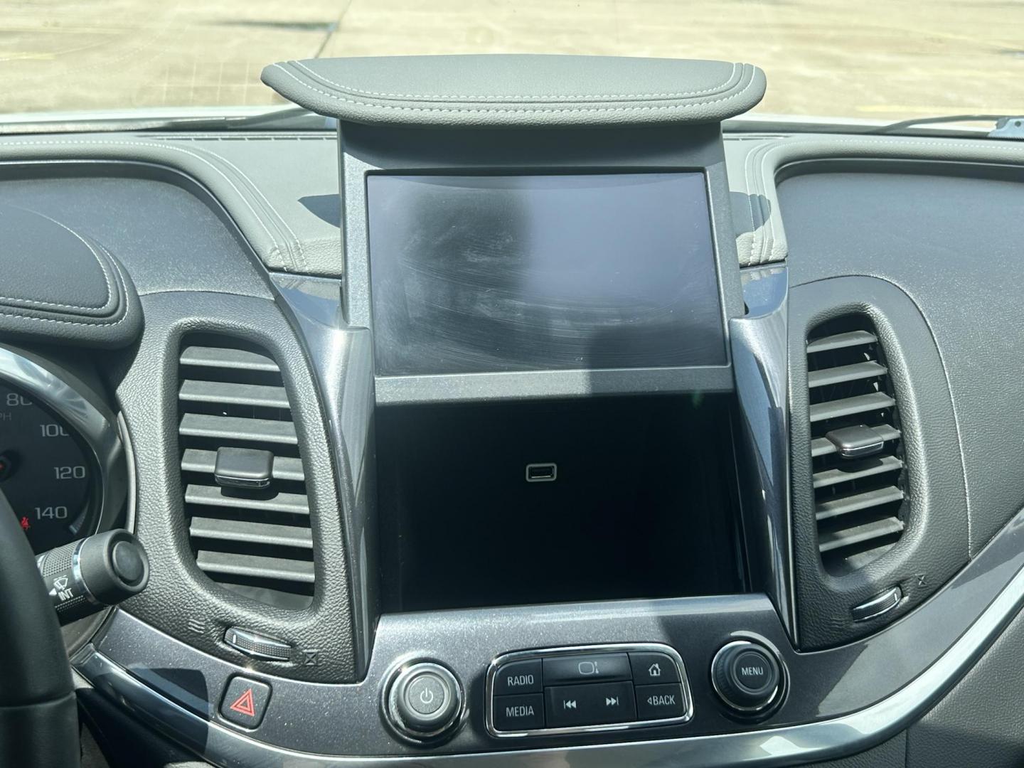 2016 White /Gray Chevrolet Impala CNG 3LT (2G1125SN9G9) with an 3.6L V6 DOHC 24V CNG engine, 6A transmission, located at 17760 Hwy 62, Morris, OK, 74445, (918) 733-4887, 35.609104, -95.877060 - 2016 CHEVY IMPALA HAS THE 3.6 V6 ENGINE AND IS FWD. THE IMPALA IS A BI-FUEL CAR THAT RUNS ON BOTH CNG (COMPRESSED NATUAL GAS) OR GASOLINE. THIS CAR FEATURES KEYLESS REMOTE START, KEYLESS REMOTE ENTRY, POWER LOCKS, POWER WINDOWS, POWER SEATS, POWER MIRRORS, AM/FM STEREO, CLOTH SEATS, DUAL CLIMATE CON - Photo#13